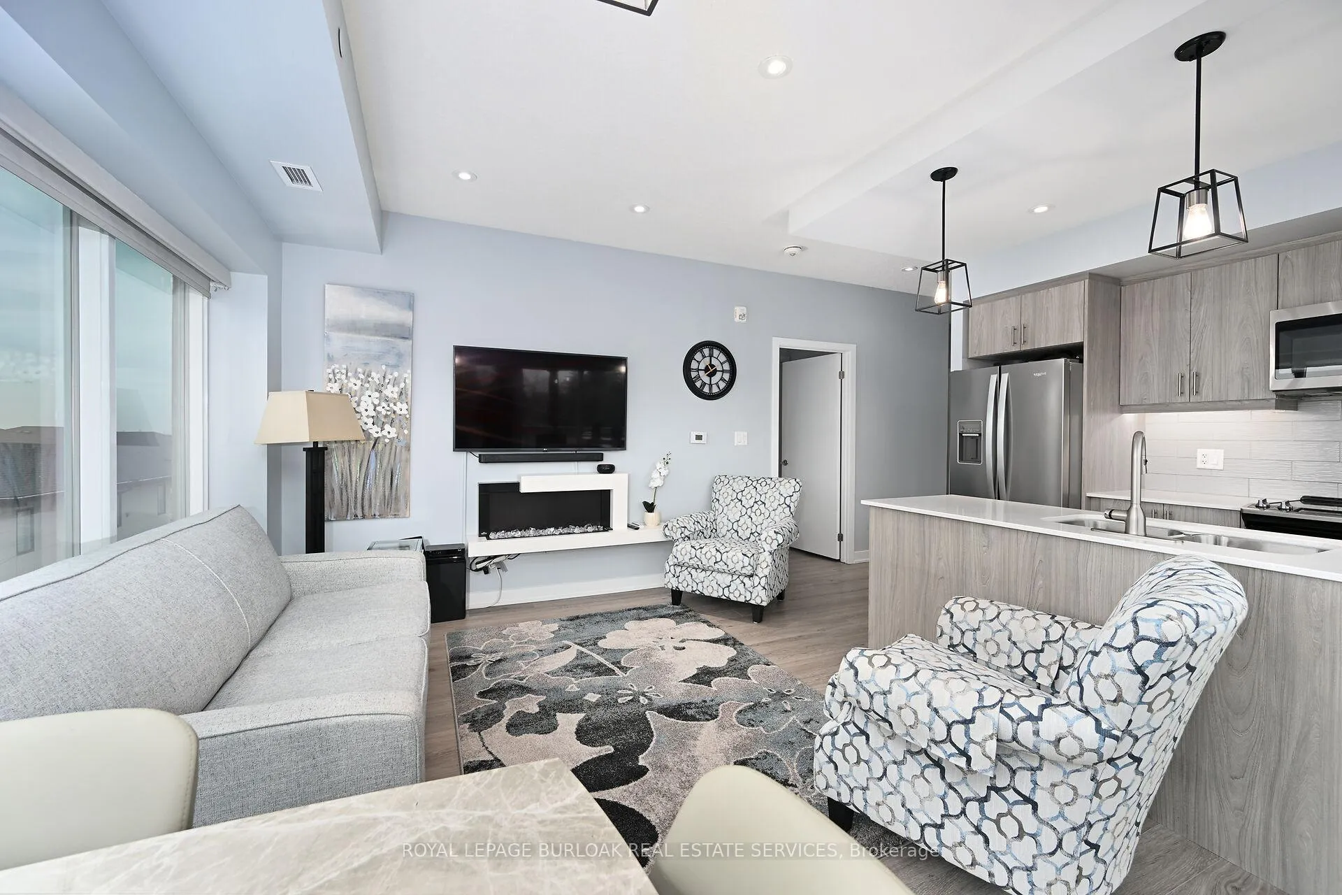 Photo 22 of Unit 409, 16 Markle Crescent, Hamilton, Ancaster — HOMEH