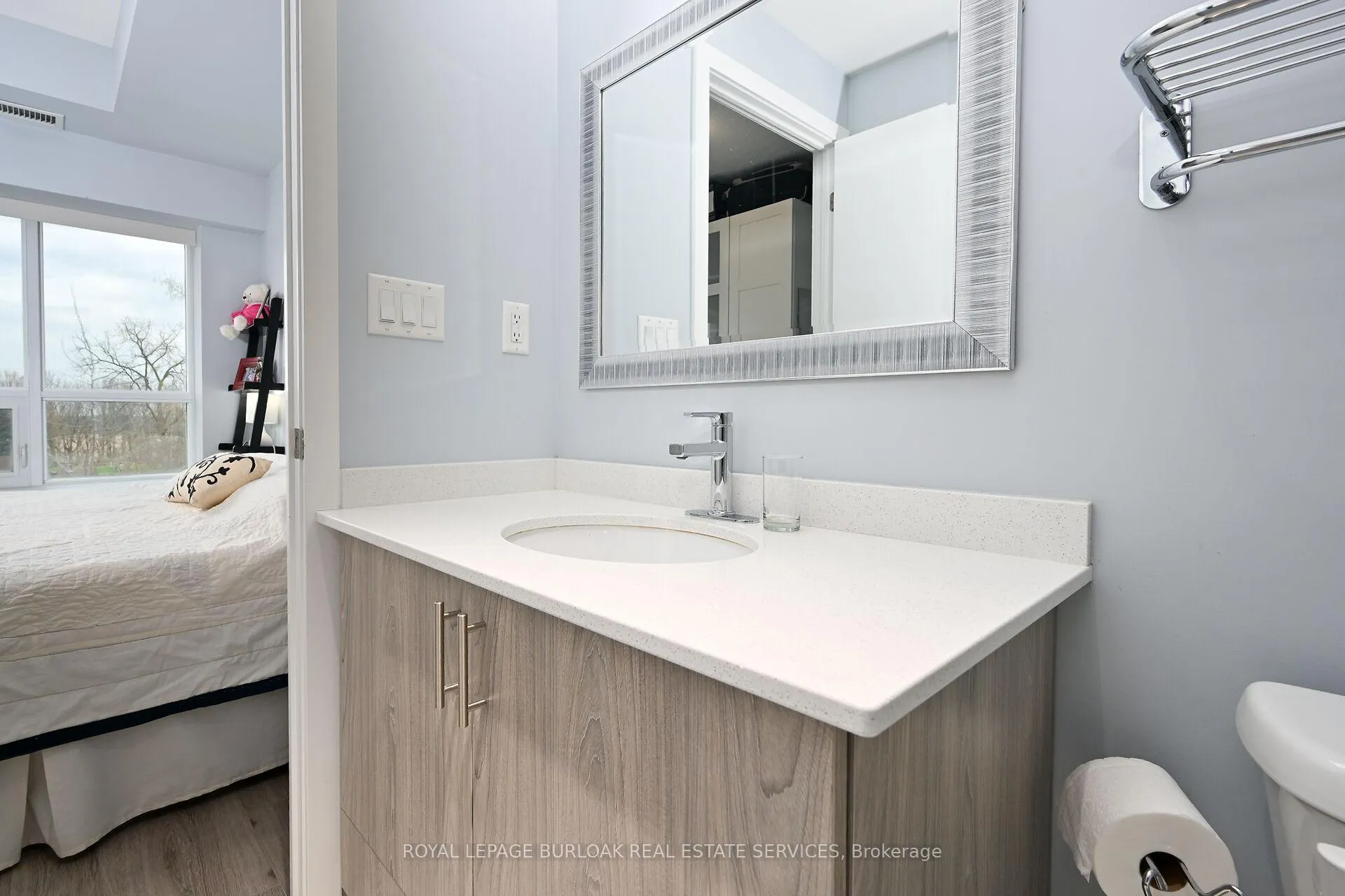 Photo 32 of Unit 409, 16 Markle Crescent, Hamilton, Ancaster — HOMEH