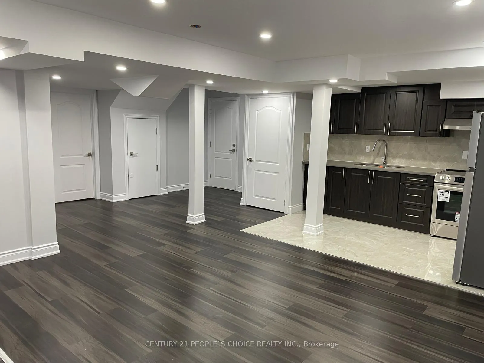 Photo 3 of 66 Hadfield Circle, Brampton, Sandringham-Wellington — HOMEH