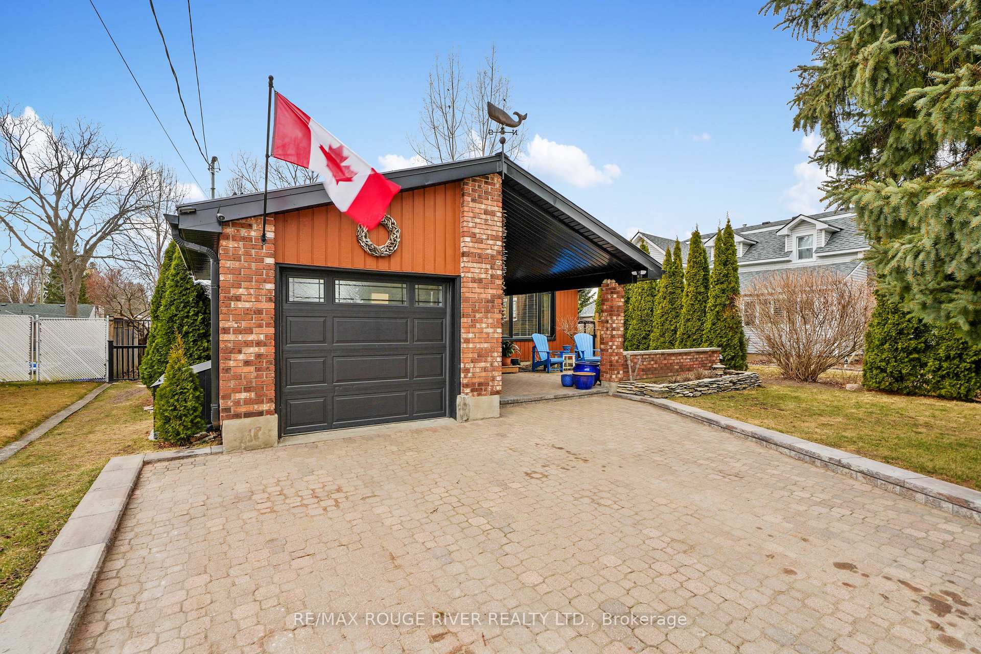 Photo 4 of 433 Henry Street, Cobourg — HOMEH