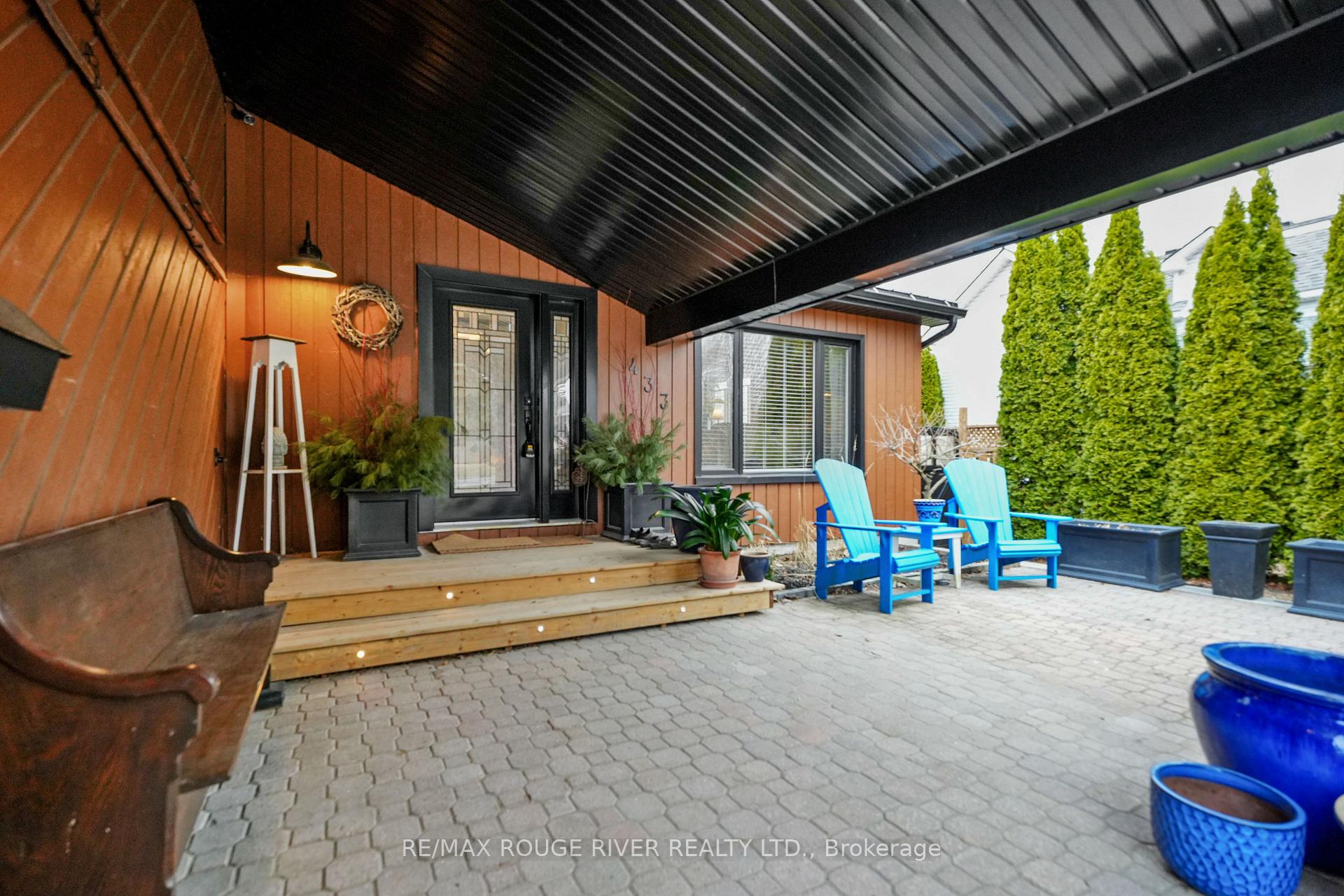 Photo 5 of 433 Henry Street, Cobourg — HOMEH