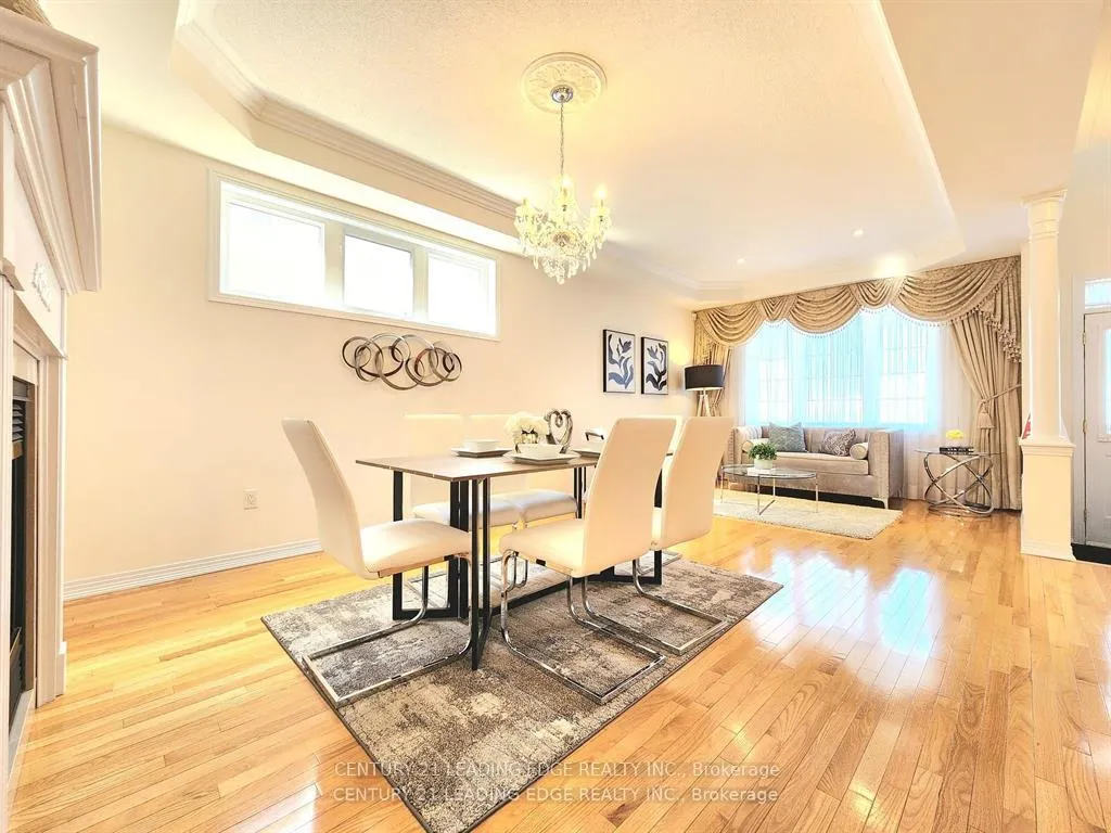 Photo 6 of 48 Starhill Crescent, Markham, Cachet — HOMEH