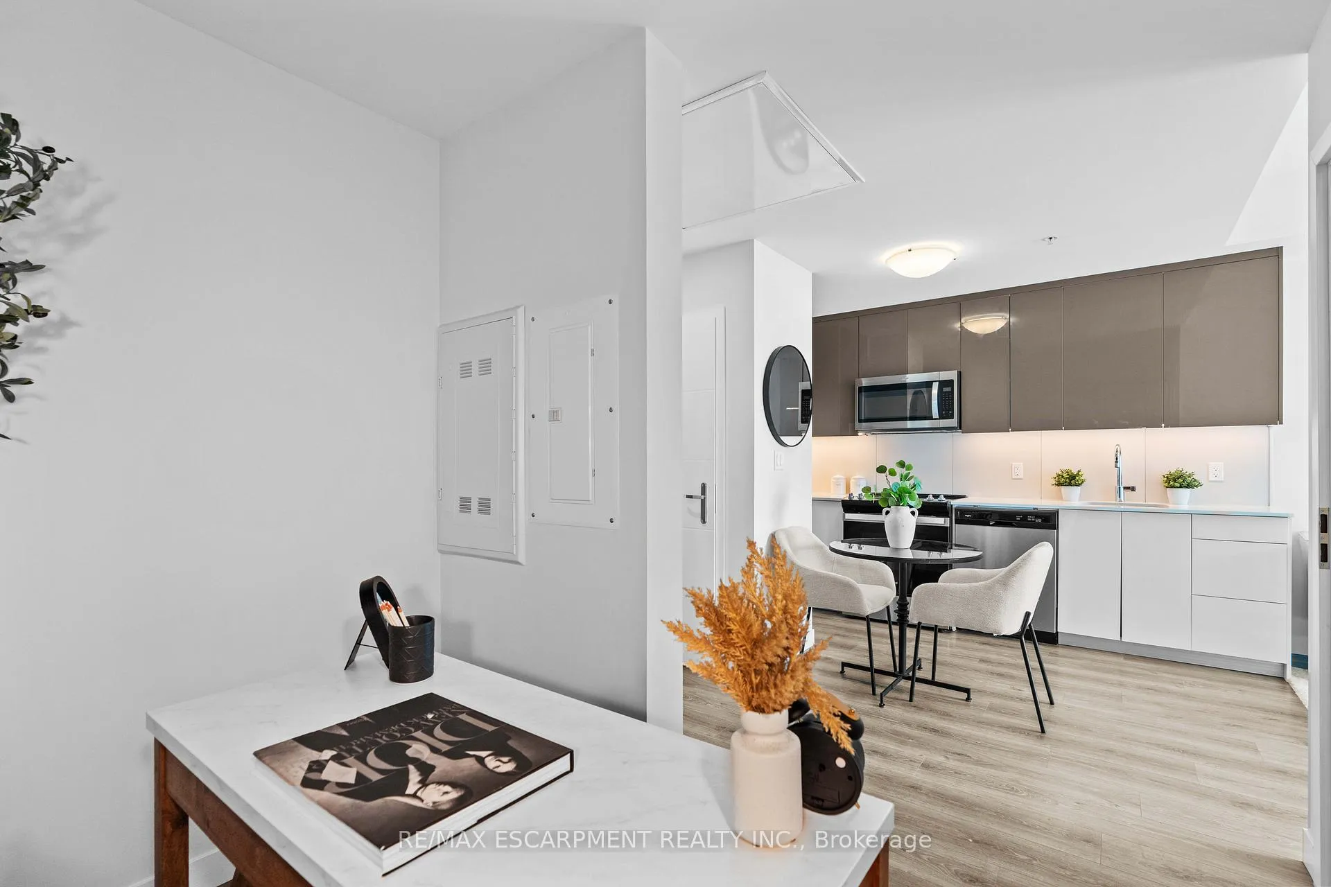 Photo 10 of Unit 712, 60 Frederick Street, Kitchener, City Commercial Core — HOMEH
