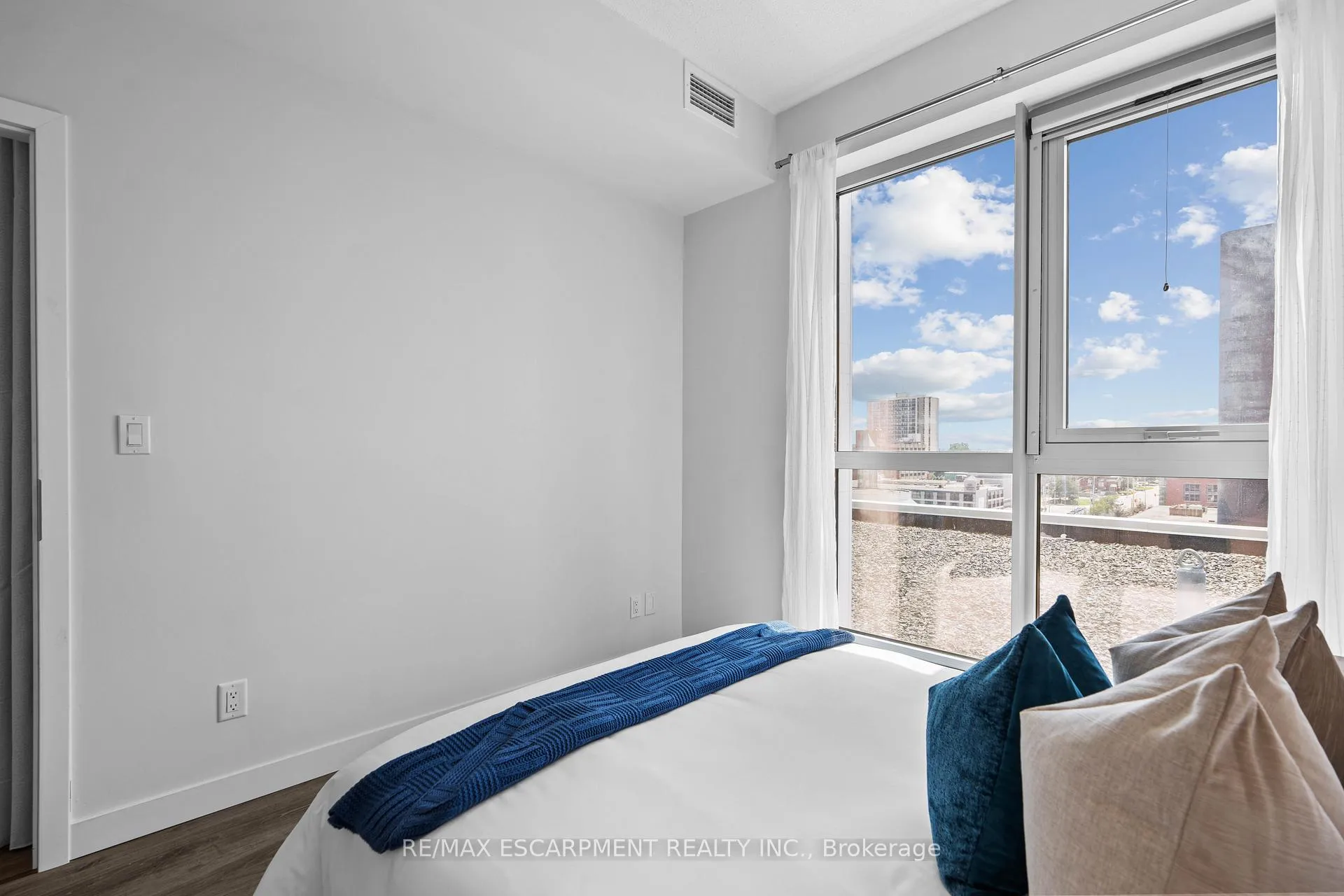 Photo 22 of Unit 712, 60 Frederick Street, Kitchener, City Commercial Core — HOMEH