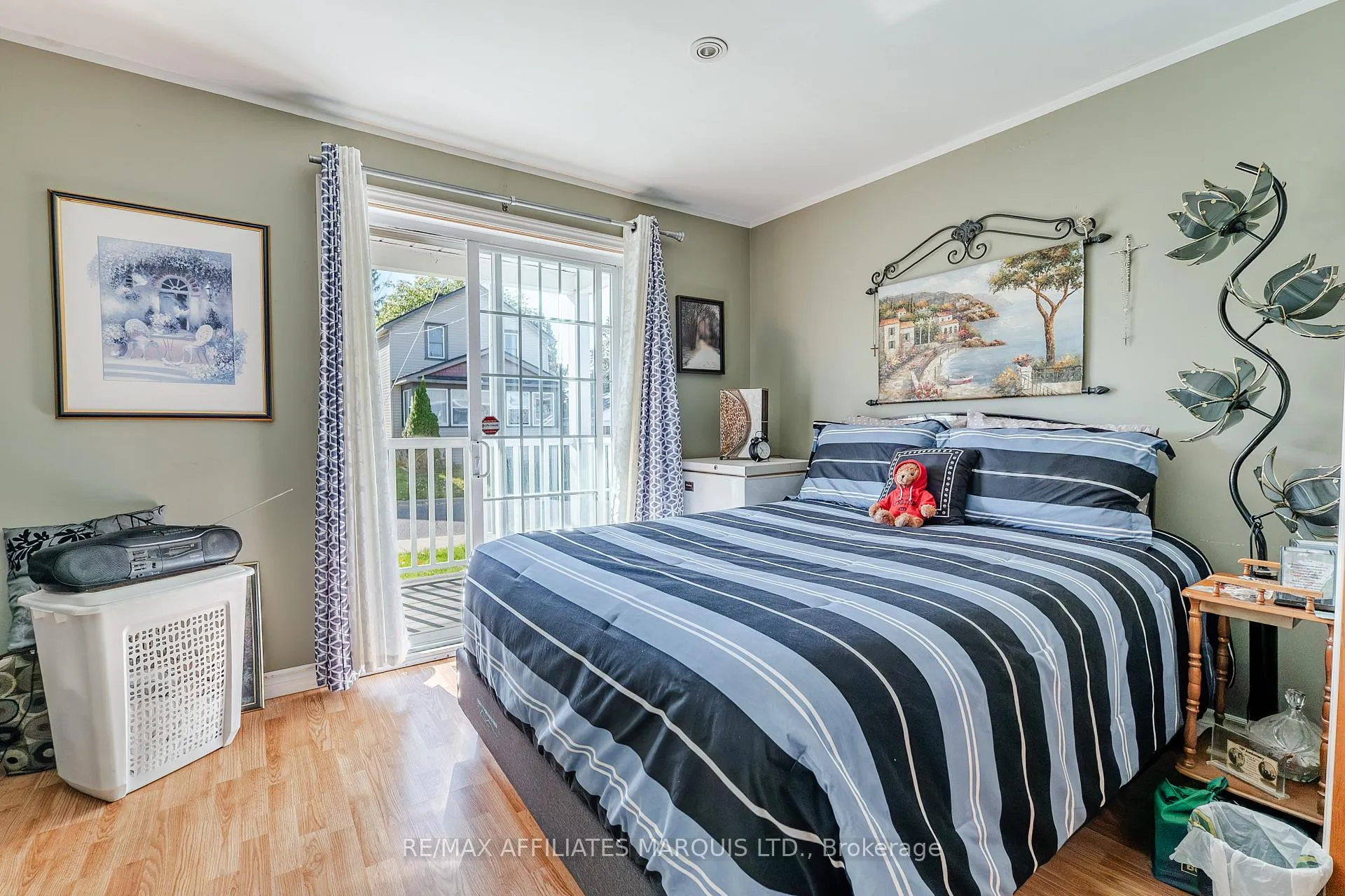 Photo 11 of 311 Sixth Street E, Cornwall — HOMEH