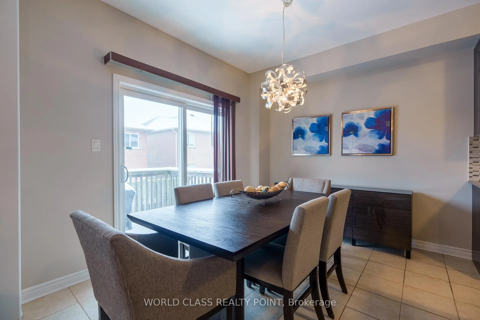 Photo 8 of 19 Partner Drive, Clarington, Courtice — HOMEH