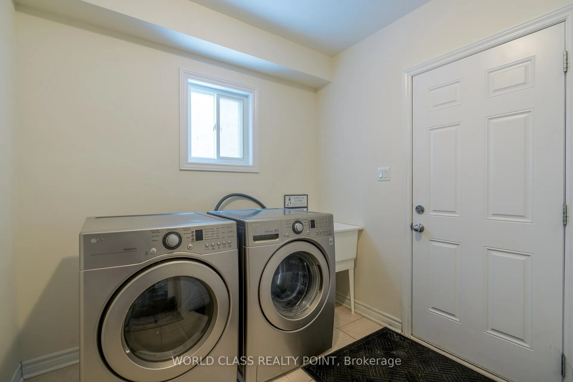 Photo 11 of 19 Partner Drive, Clarington, Courtice — HOMEH