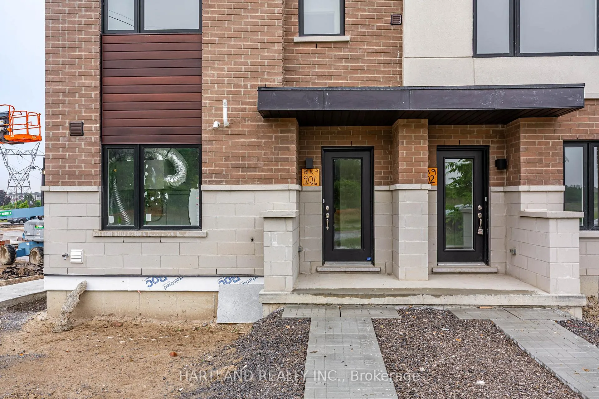 Photo 1 of Unit 710, 1695 Dersan Street, Pickering, Duffin Heights — HOMEH