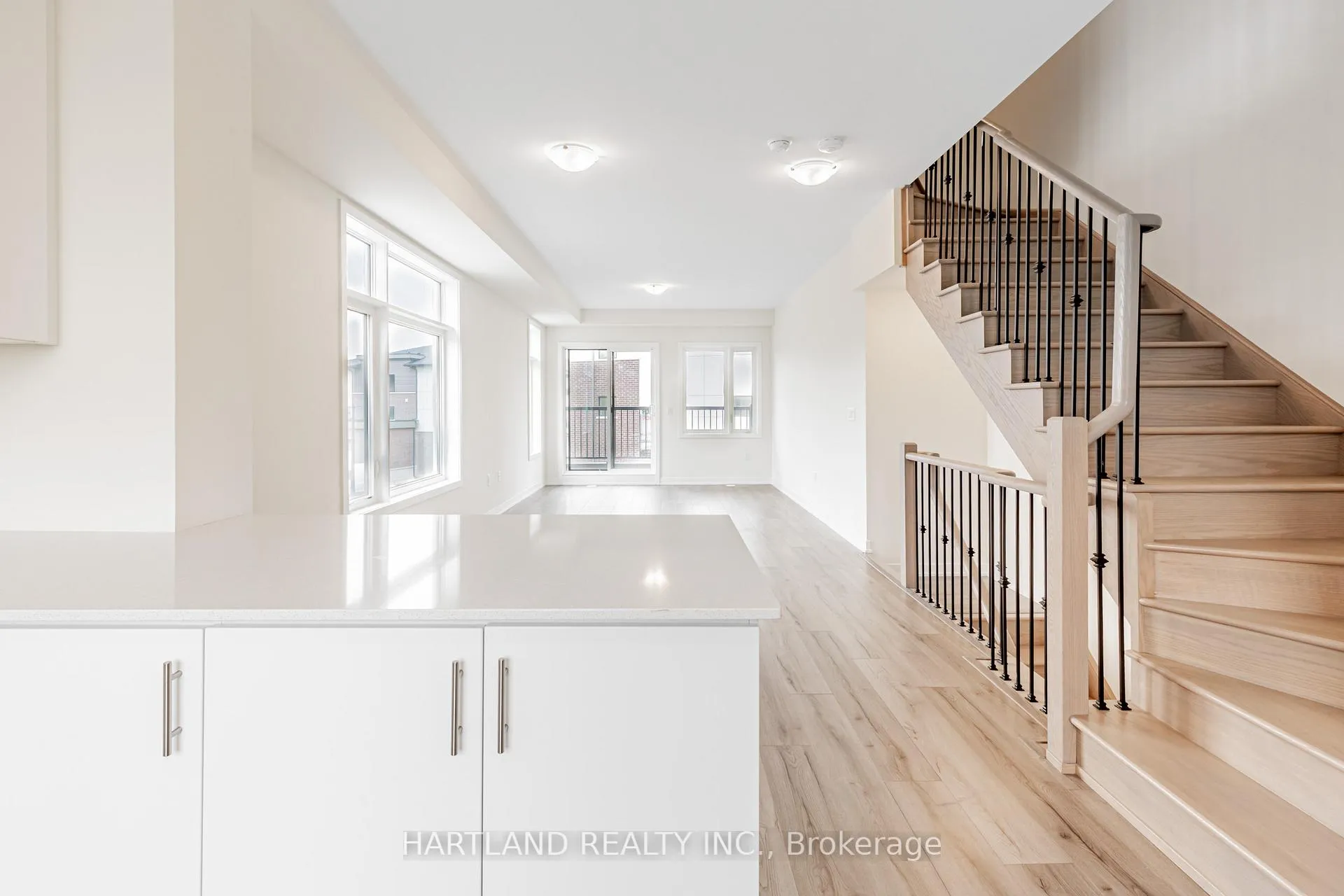Photo 9 of Unit 710, 1695 Dersan Street, Pickering, Duffin Heights — HOMEH