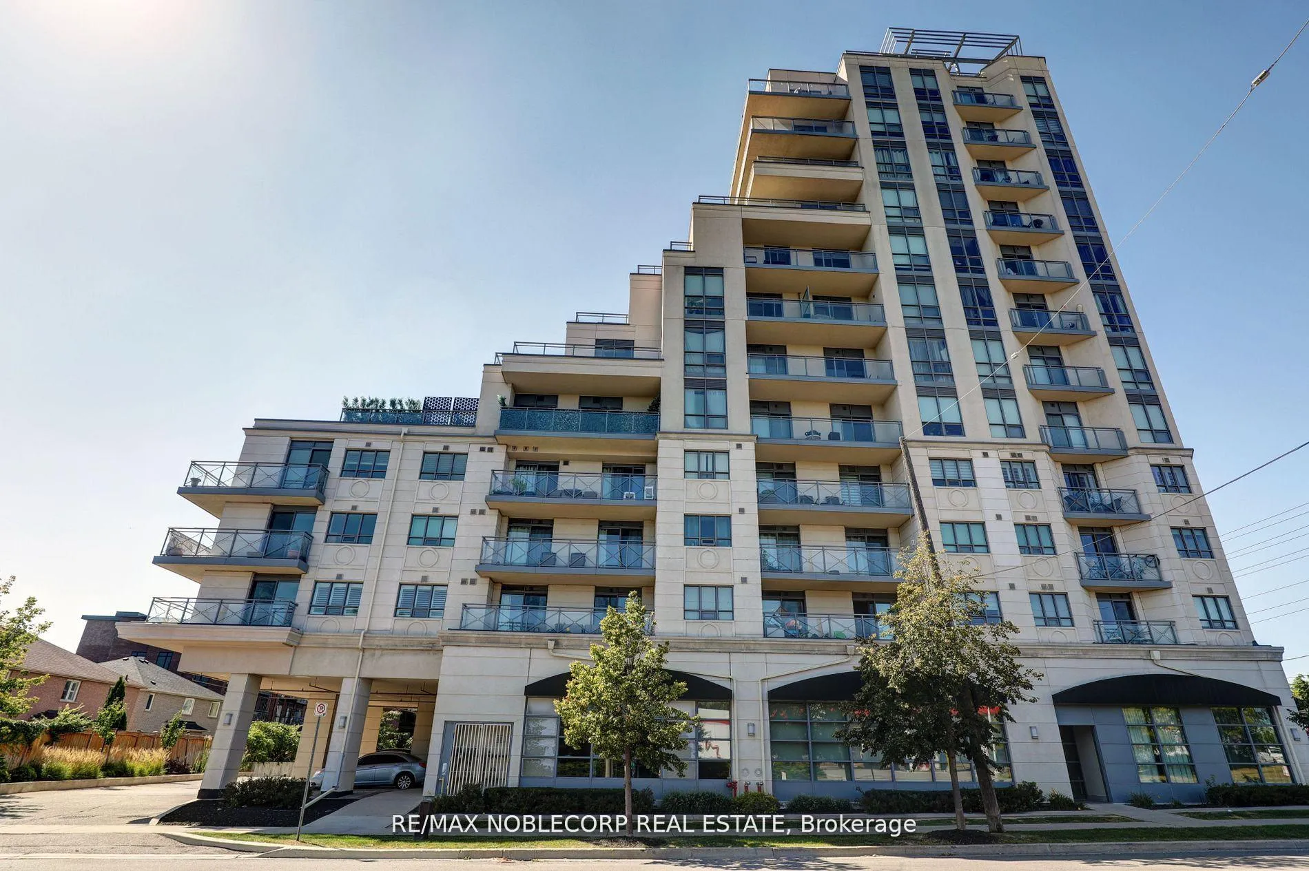 Photo 2 of Unit 907, 7730 Kipling Avenue, Vaughan, West Woodbridge — HOMEH