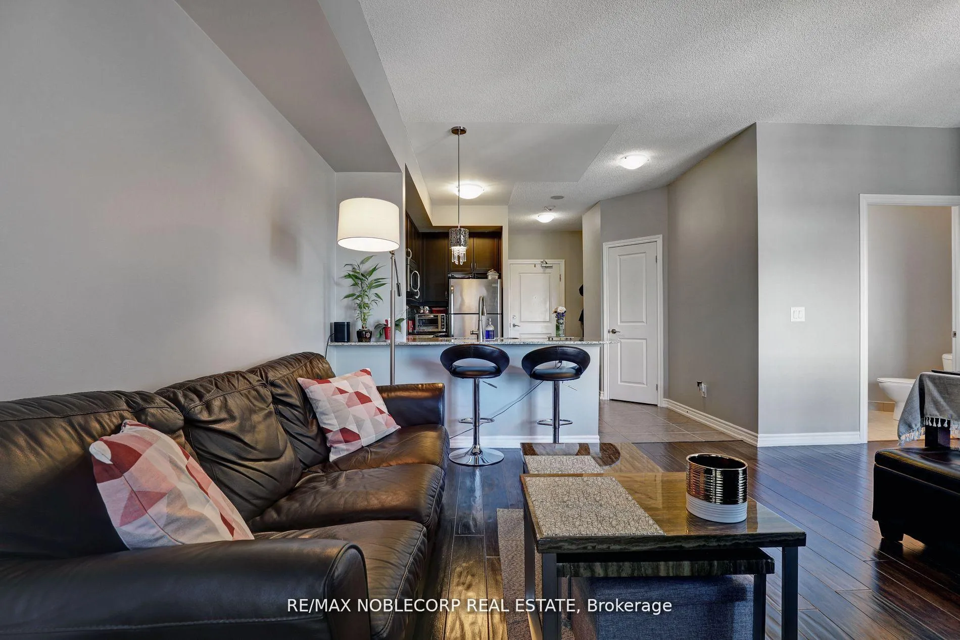 Photo 13 of Unit 907, 7730 Kipling Avenue, Vaughan, West Woodbridge — HOMEH