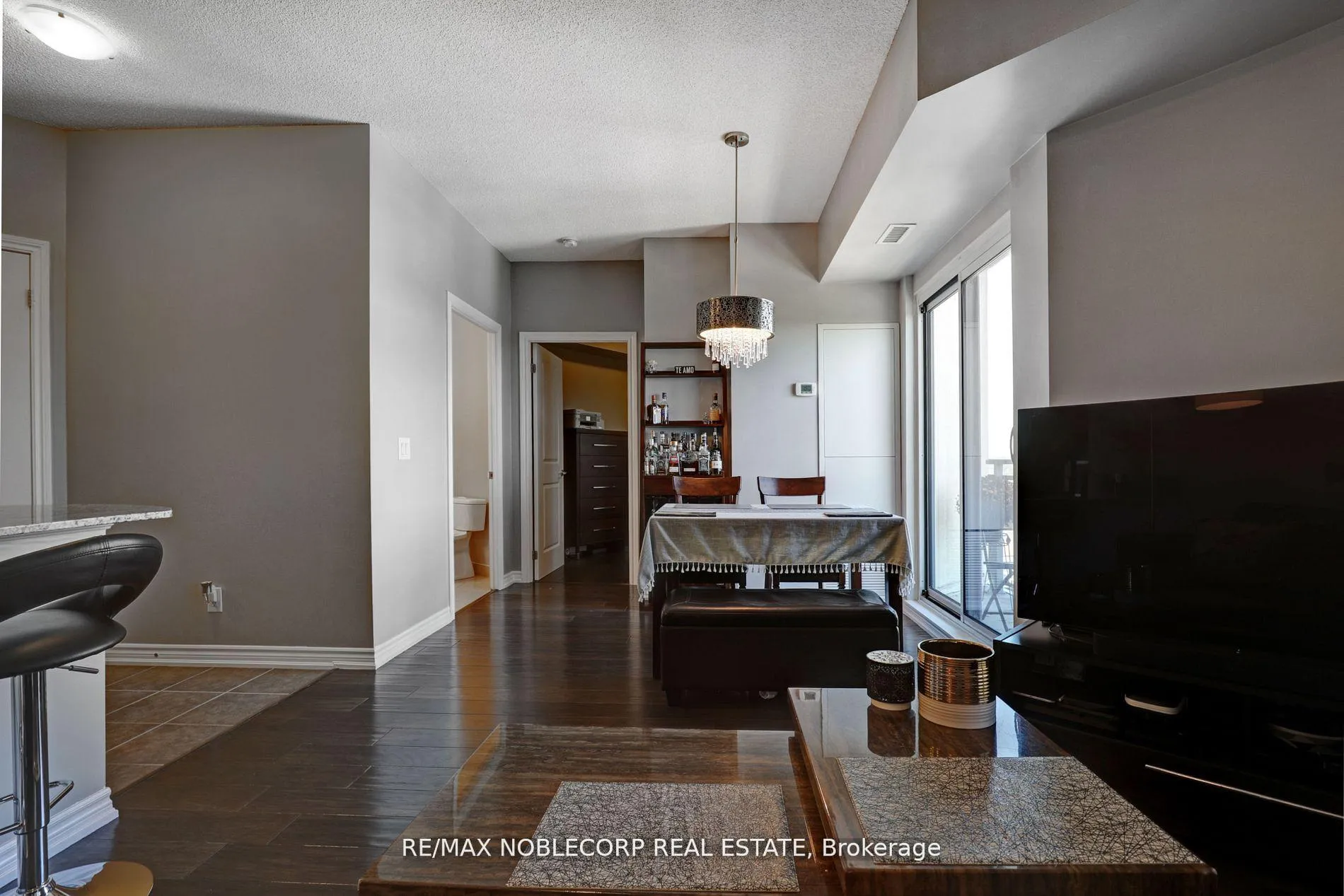 Photo 14 of Unit 907, 7730 Kipling Avenue, Vaughan, West Woodbridge — HOMEH
