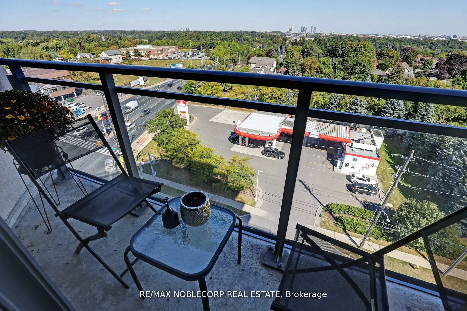 Photo 19 of Unit 907, 7730 Kipling Avenue, Vaughan, West Woodbridge — HOMEH