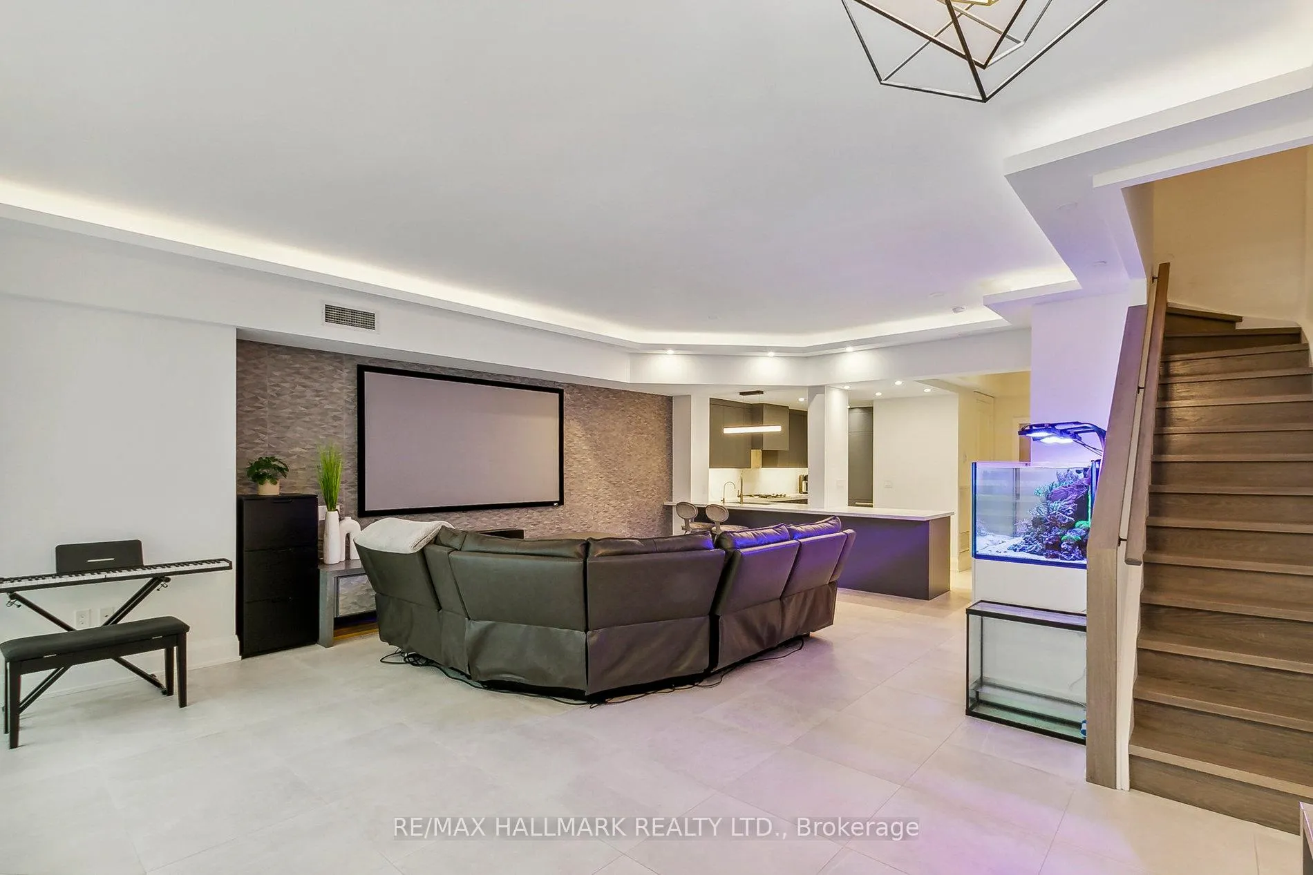 Photo 12 of Unit TH103, 39 Queens Quay E, Toronto, Waterfront Communities — HOMEH