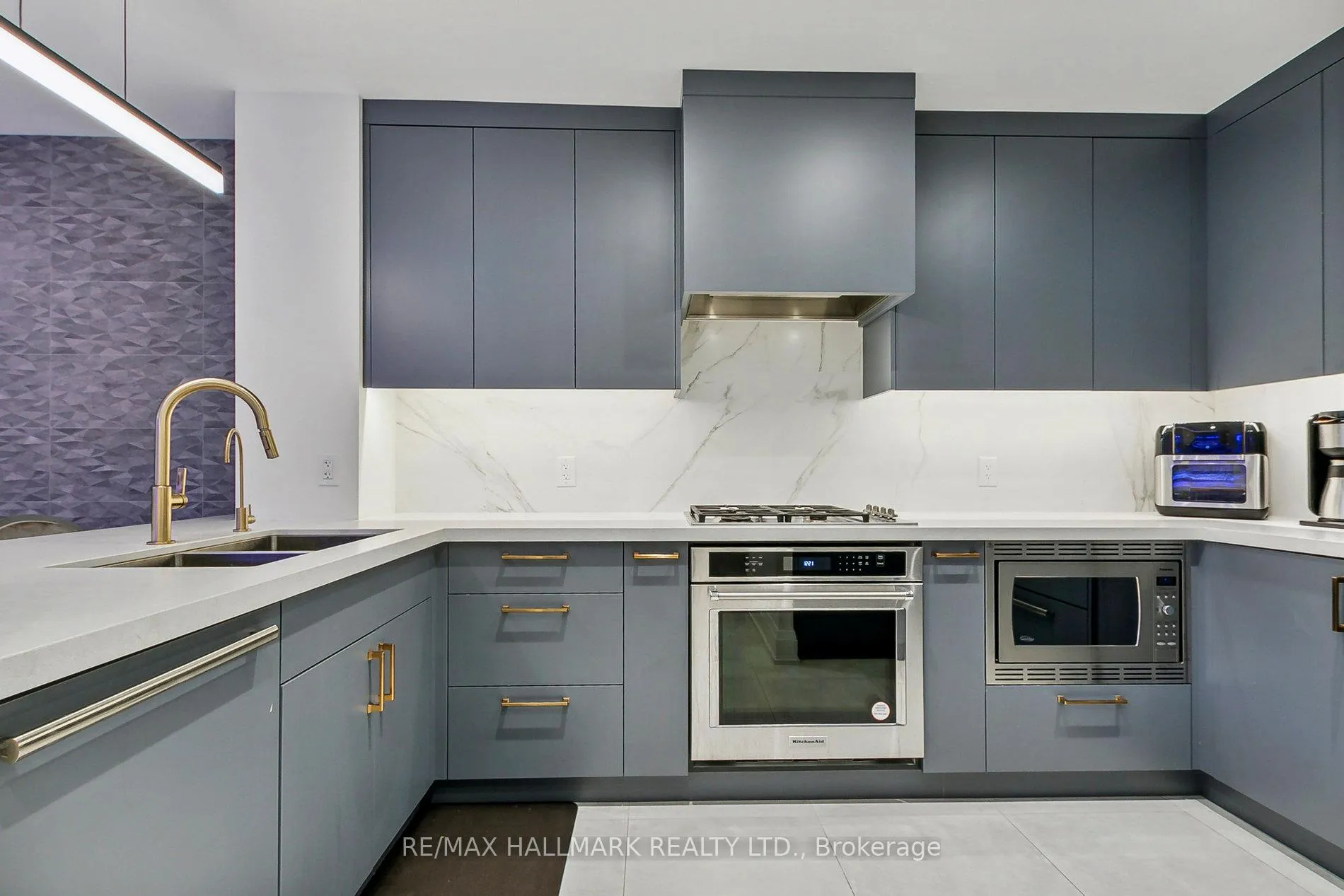 Photo 17 of Unit TH103, 39 Queens Quay E, Toronto, Waterfront Communities — HOMEH