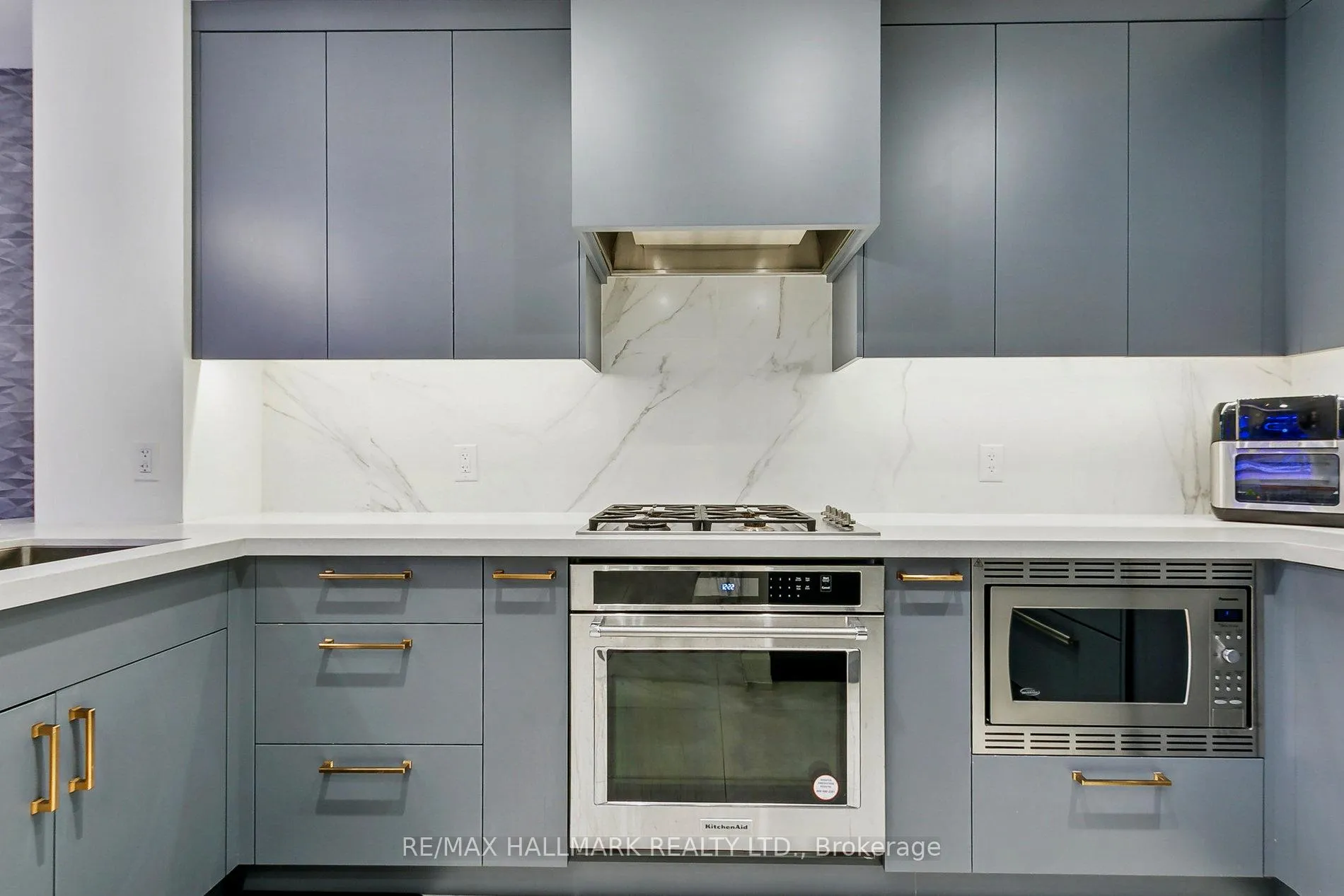 Photo 18 of Unit TH103, 39 Queens Quay E, Toronto, Waterfront Communities — HOMEH