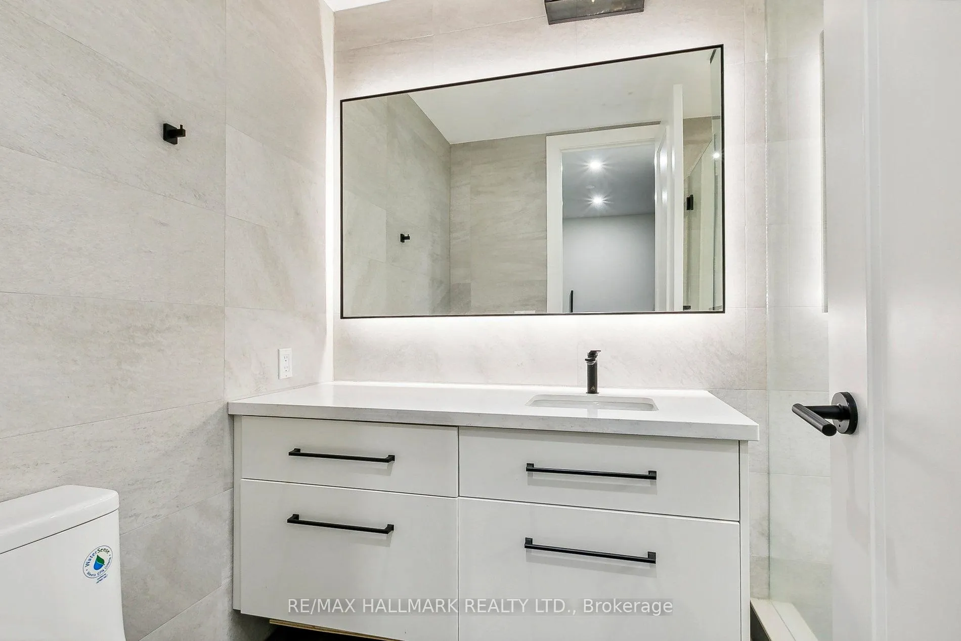 Photo 30 of Unit TH103, 39 Queens Quay E, Toronto, Waterfront Communities — HOMEH