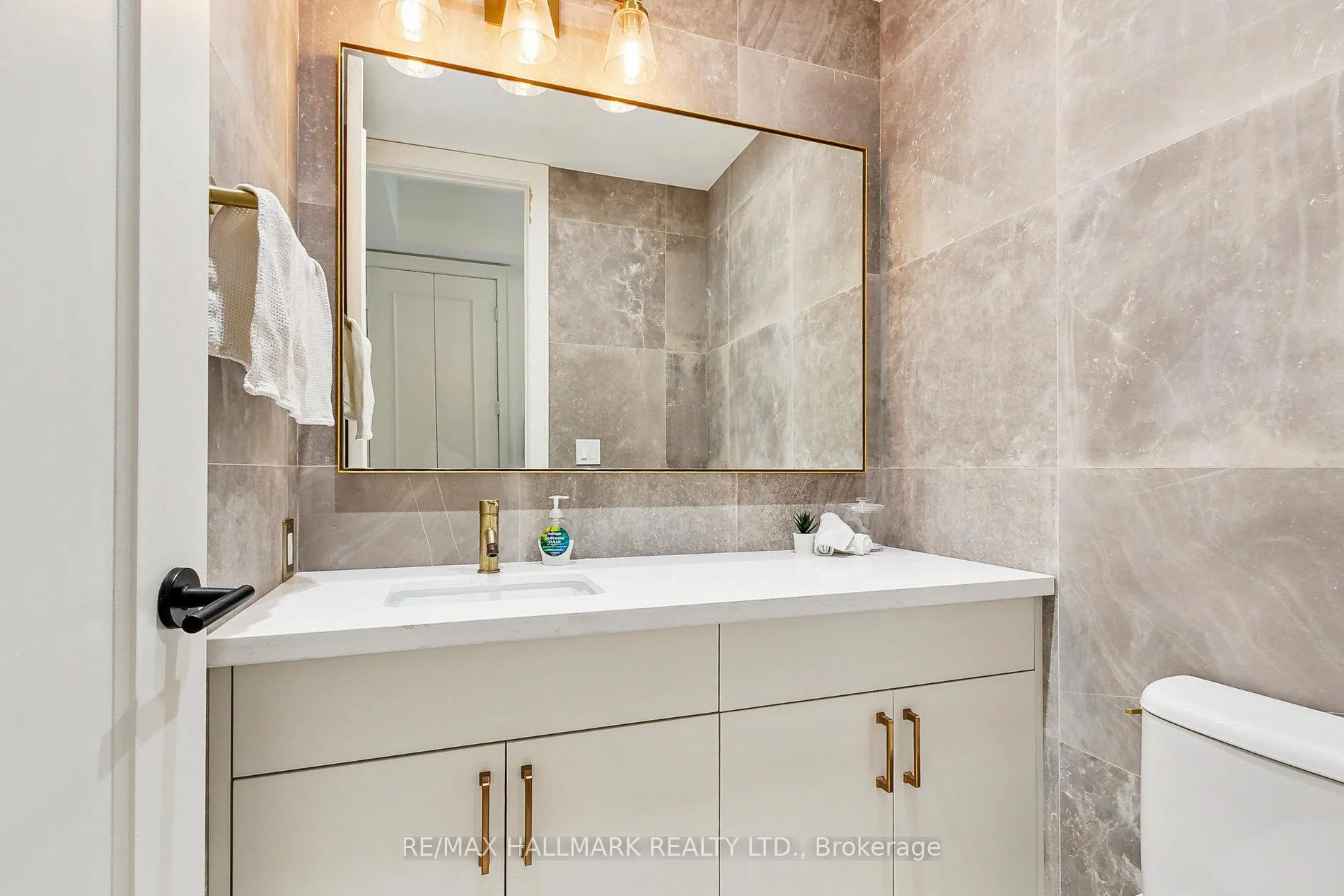 Photo 34 of Unit TH103, 39 Queens Quay E, Toronto, Waterfront Communities — HOMEH