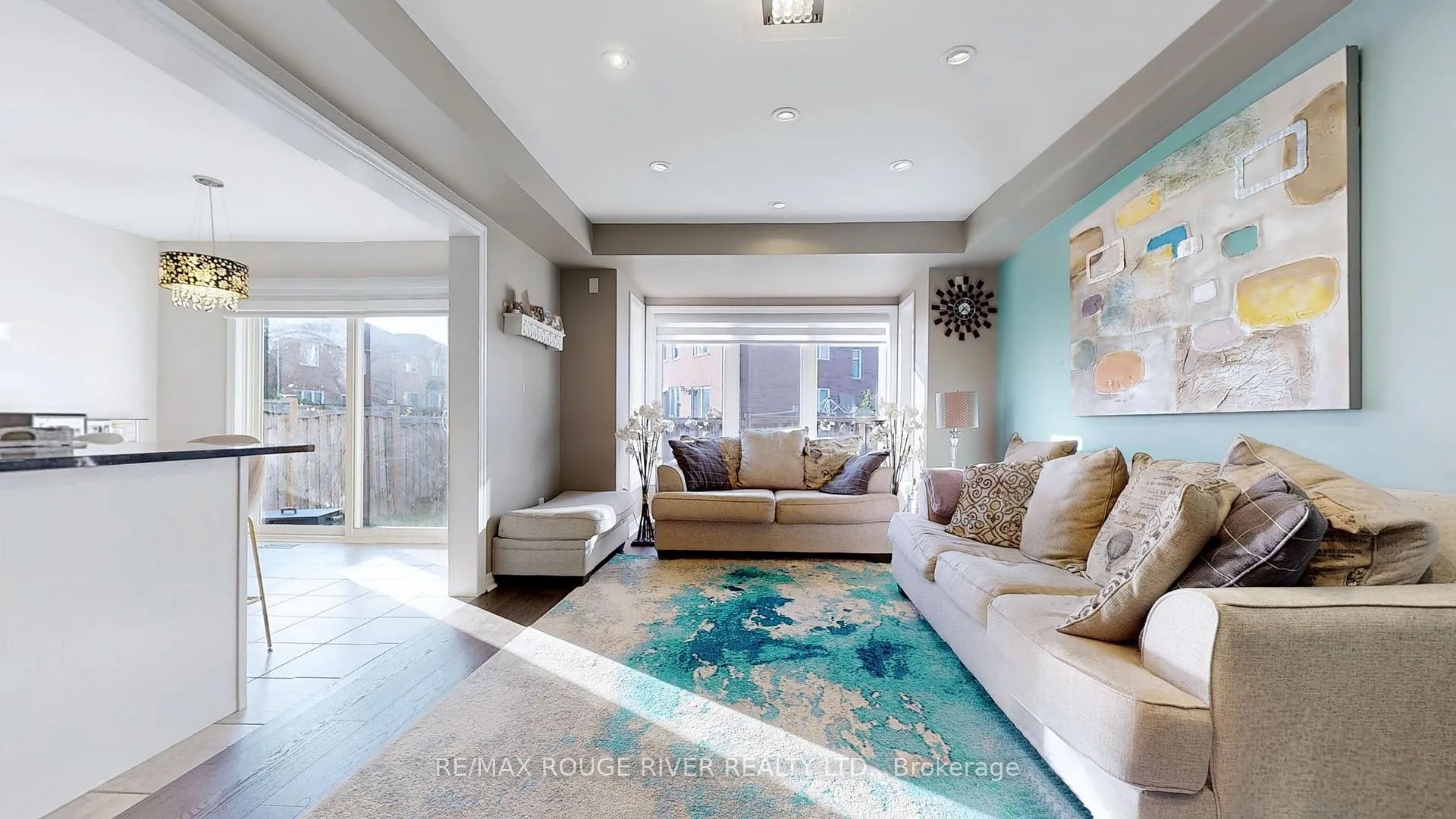 Photo 9 of 1834 Misthollow Drive, Pickering, Duffin Heights — HOMEH