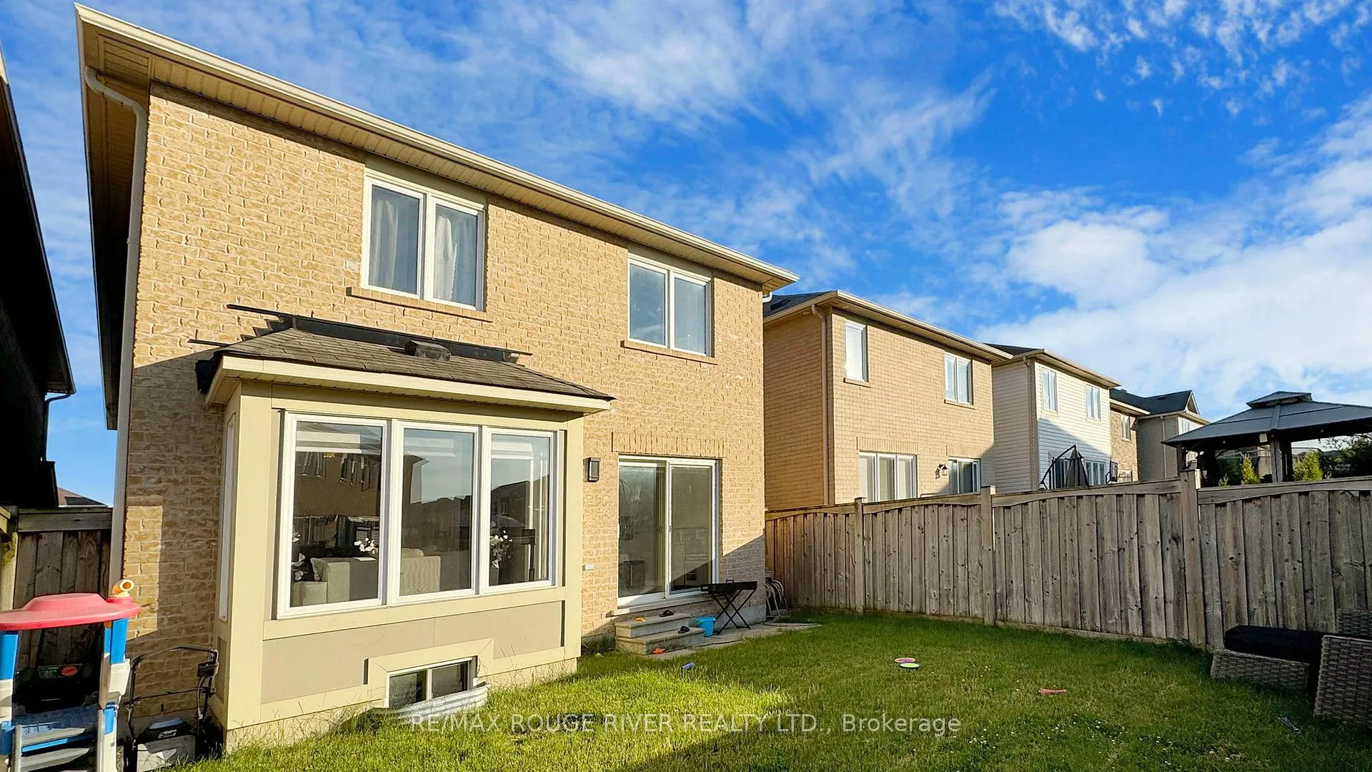 Photo 36 of 1834 Misthollow Drive, Pickering, Duffin Heights — HOMEH