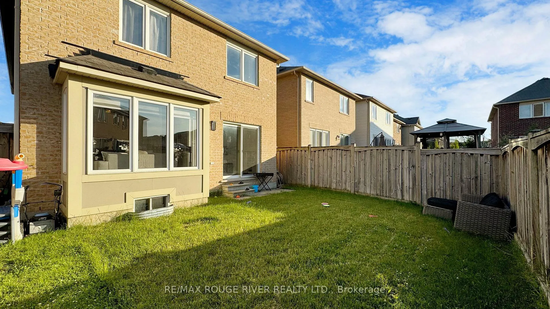 Photo 38 of 1834 Misthollow Drive, Pickering, Duffin Heights — HOMEH