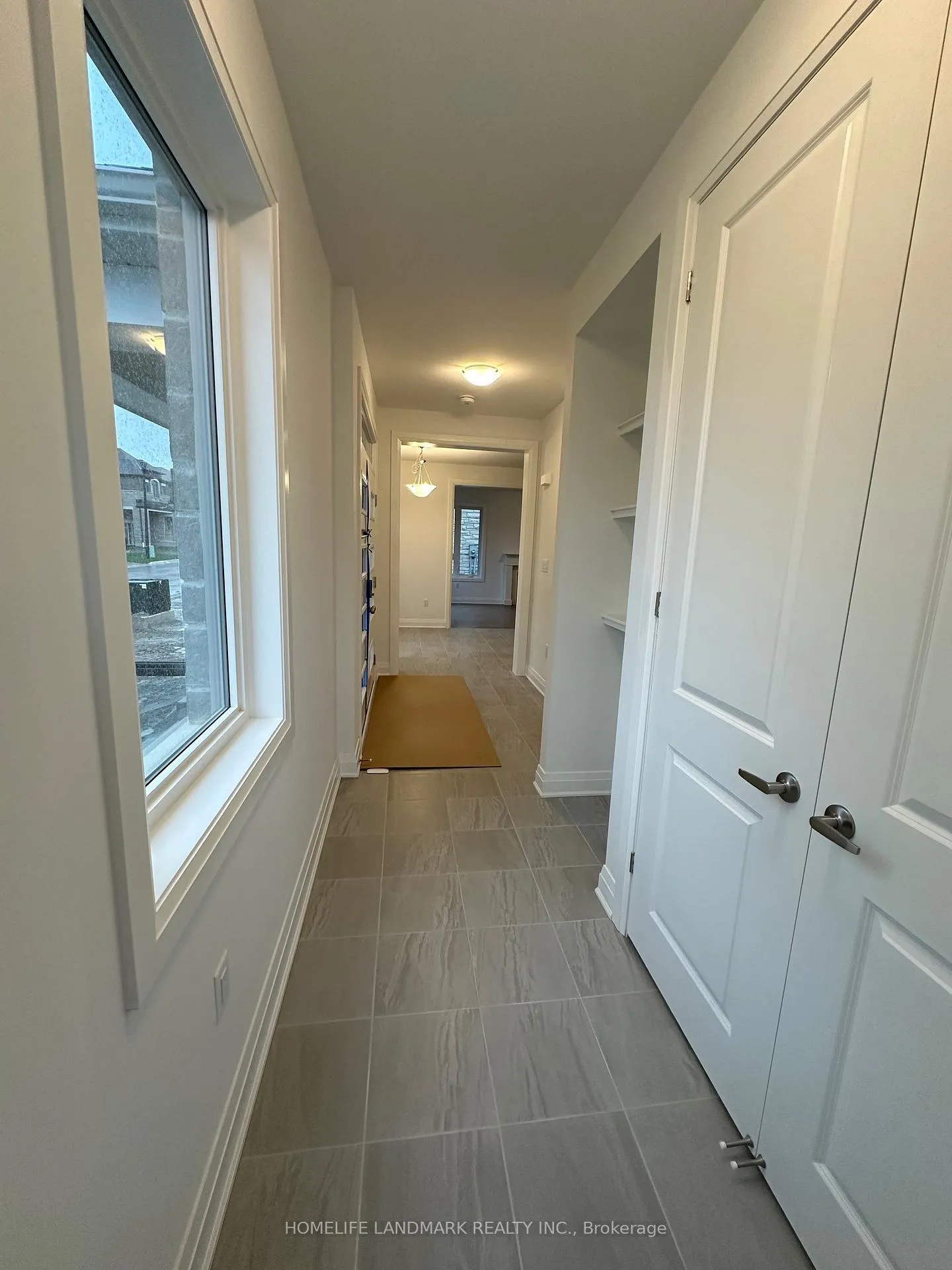 Photo 4 of 1516 Honey Locust Place, Pickering, Rural Pickering — HOMEH