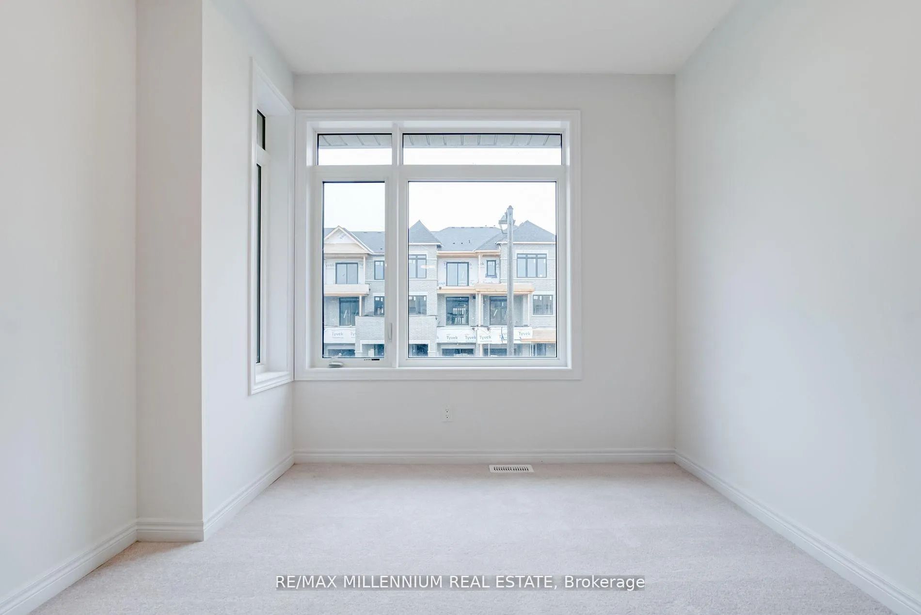 Photo 21 of 2040 Cameron Lott Crescent E, Oshawa, Kedron — HOMEH