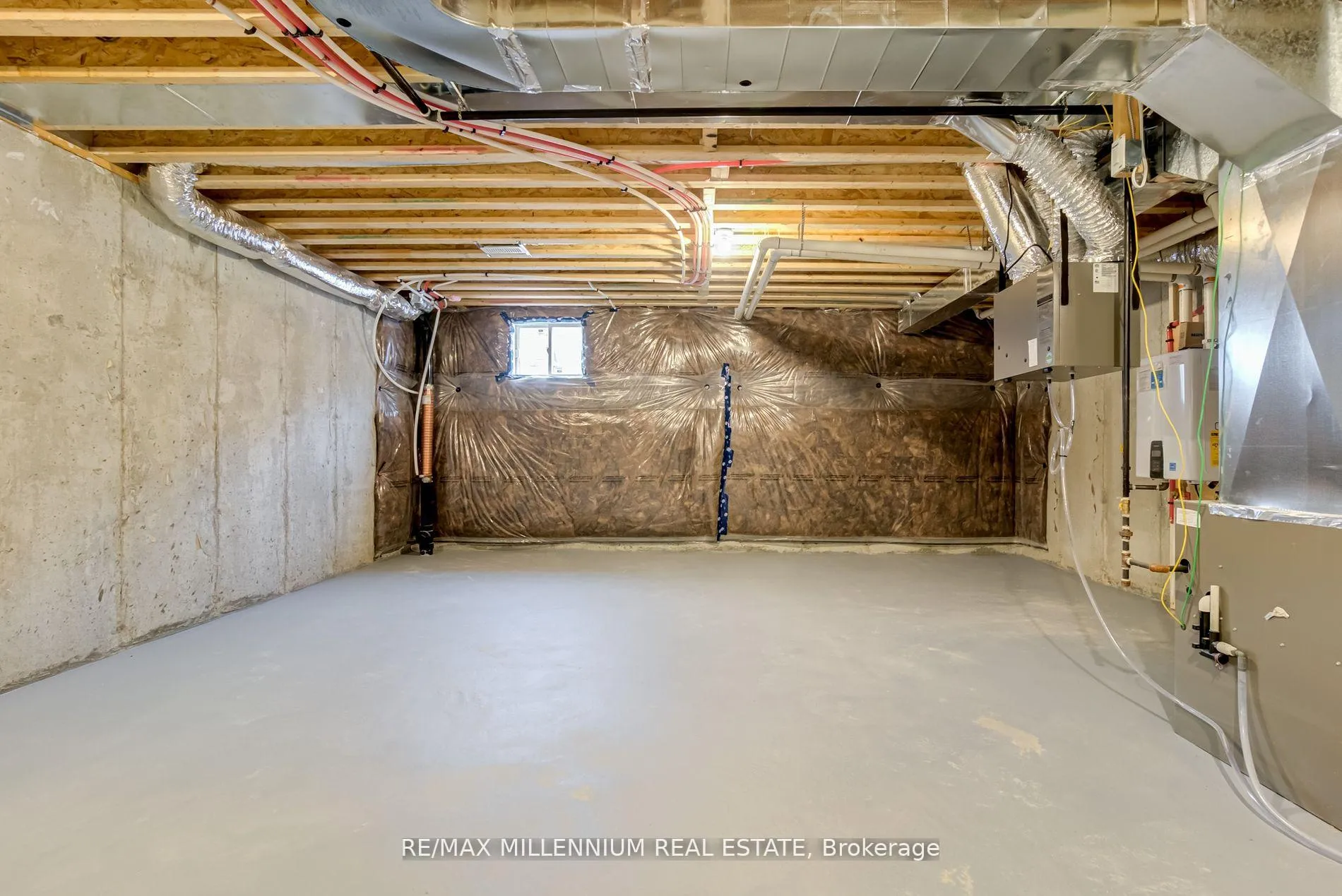 Photo 34 of 2040 Cameron Lott Crescent E, Oshawa, Kedron — HOMEH