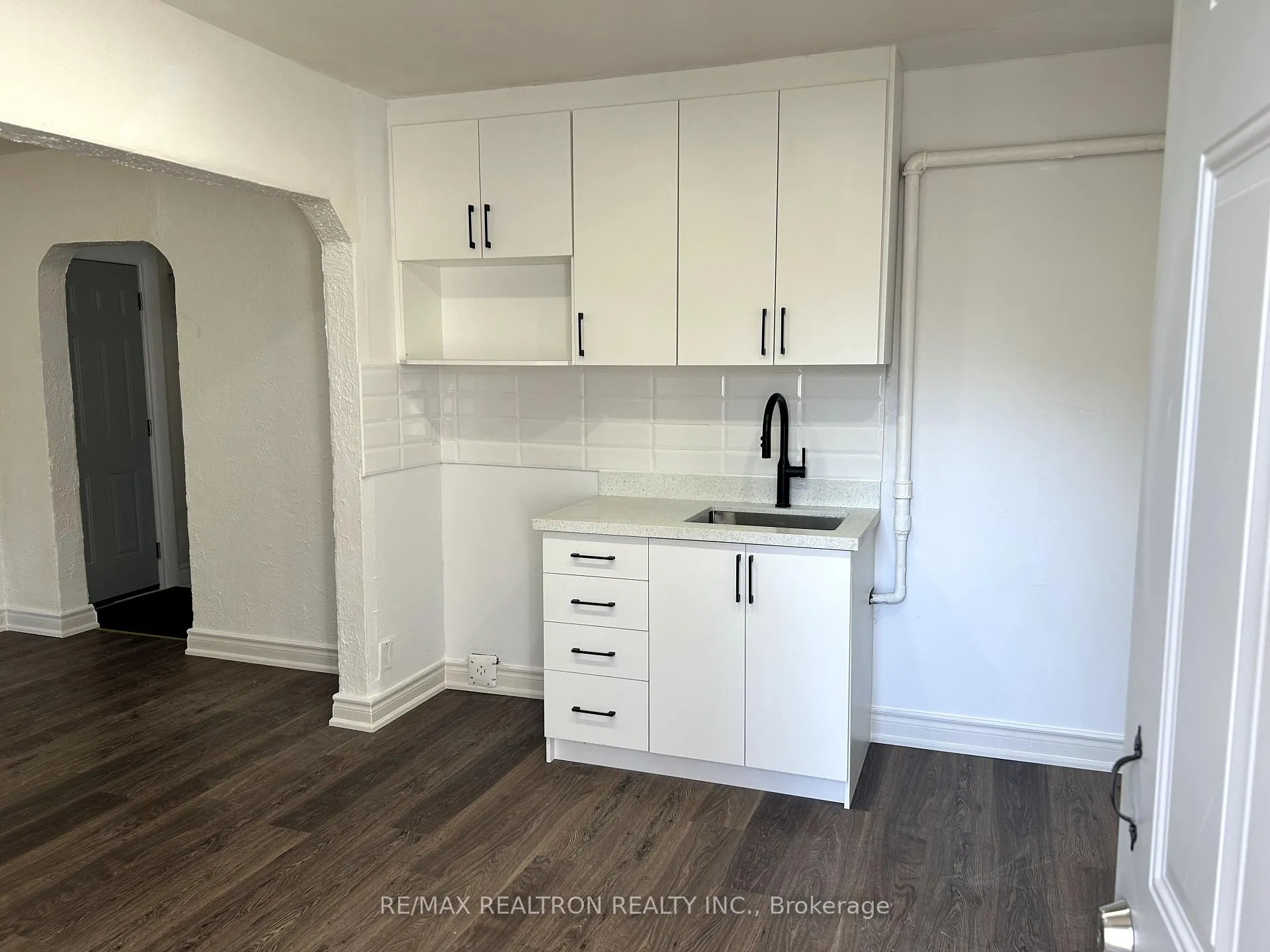 Photo 20 of Unit 3, 1295 Gerrard Street E, Toronto, Greenwood-Coxwell — HOMEH