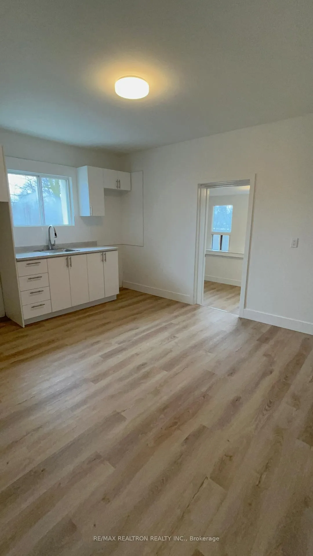 Photo 6 of Unit 3, 1299 Gerrard Street E, Toronto, Greenwood-Coxwell — HOMEH