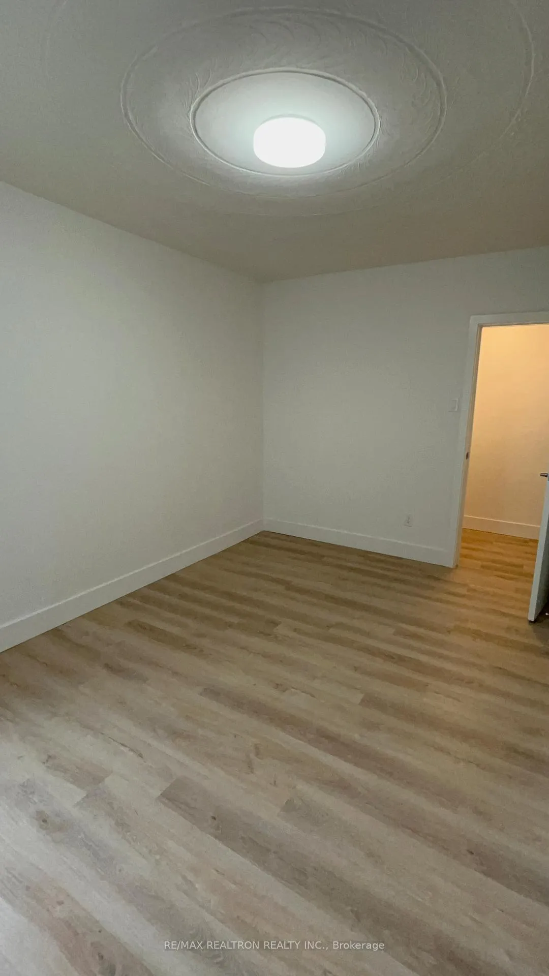 Photo 7 of Unit 3, 1299 Gerrard Street E, Toronto, Greenwood-Coxwell — HOMEH