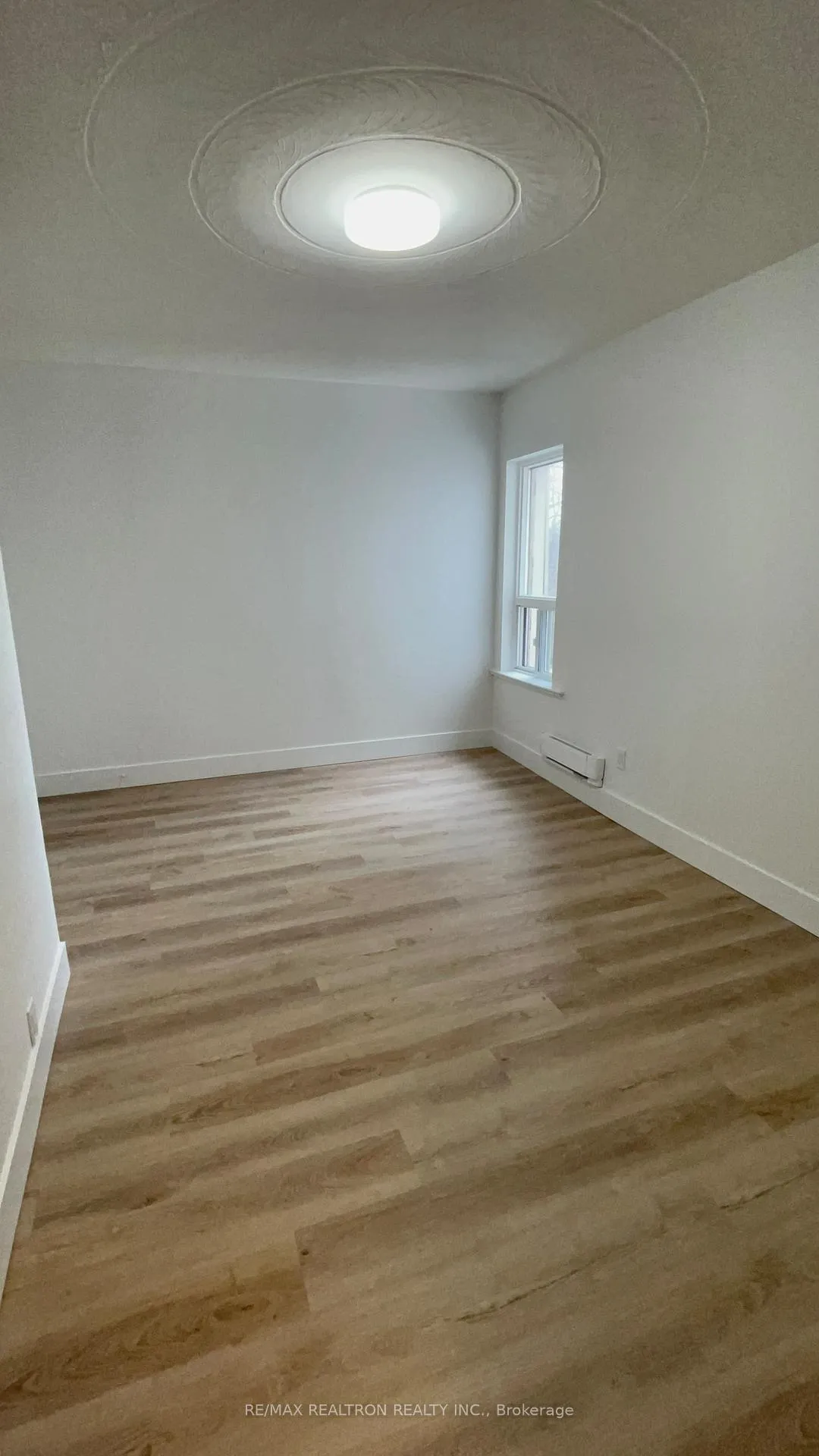 Photo 8 of Unit 3, 1299 Gerrard Street E, Toronto, Greenwood-Coxwell — HOMEH