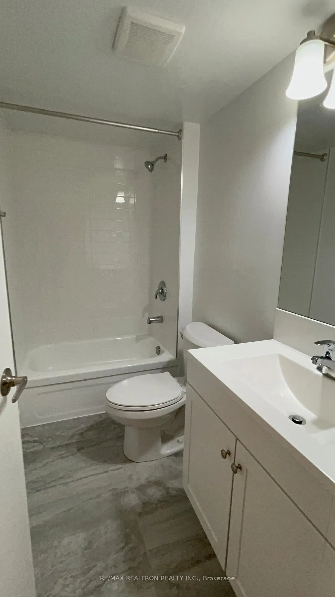 Photo 9 of Unit 3, 1299 Gerrard Street E, Toronto, Greenwood-Coxwell — HOMEH