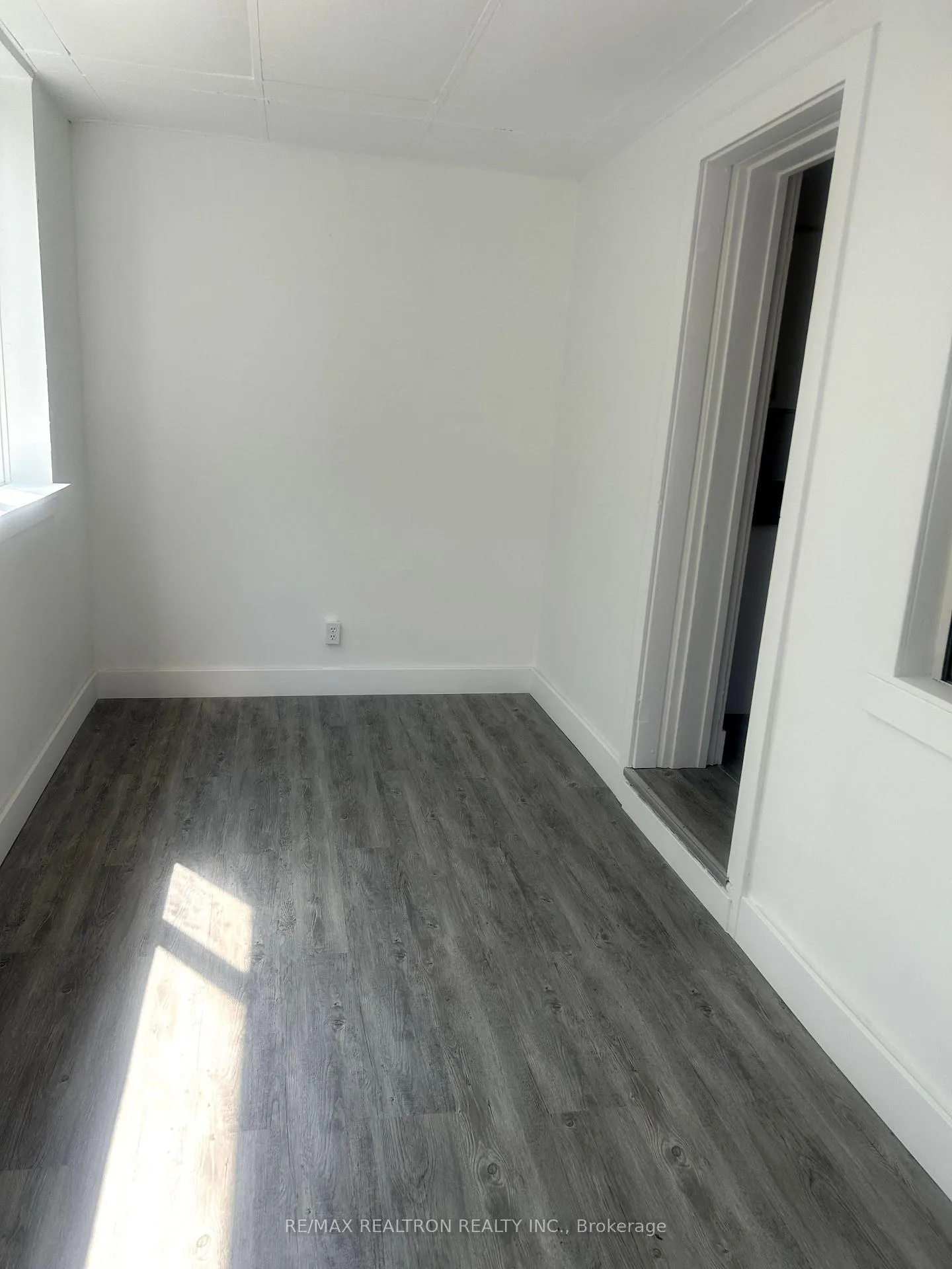 Photo 3 of Unit 2, 1299 Gerrard Street E, Toronto, Greenwood-Coxwell — HOMEH