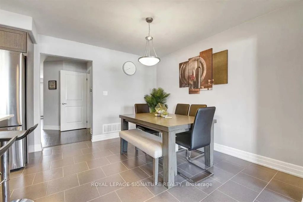 Photo 7 of 1784 Silverstone Crescent, Oshawa, Samac — HOMEH