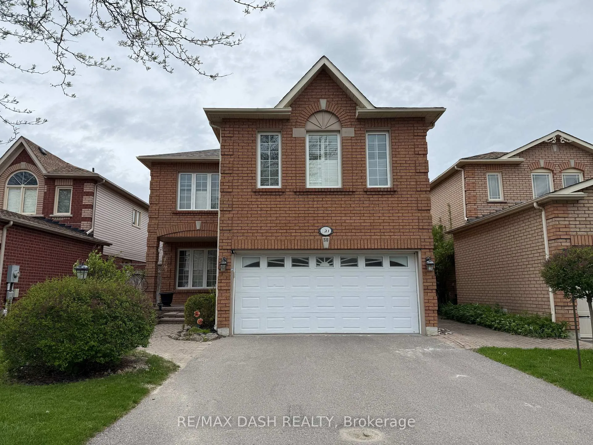 Photo 1 of Unit Lower, 30 Brownell Street, Whitby, Rolling Acres — HOMEH