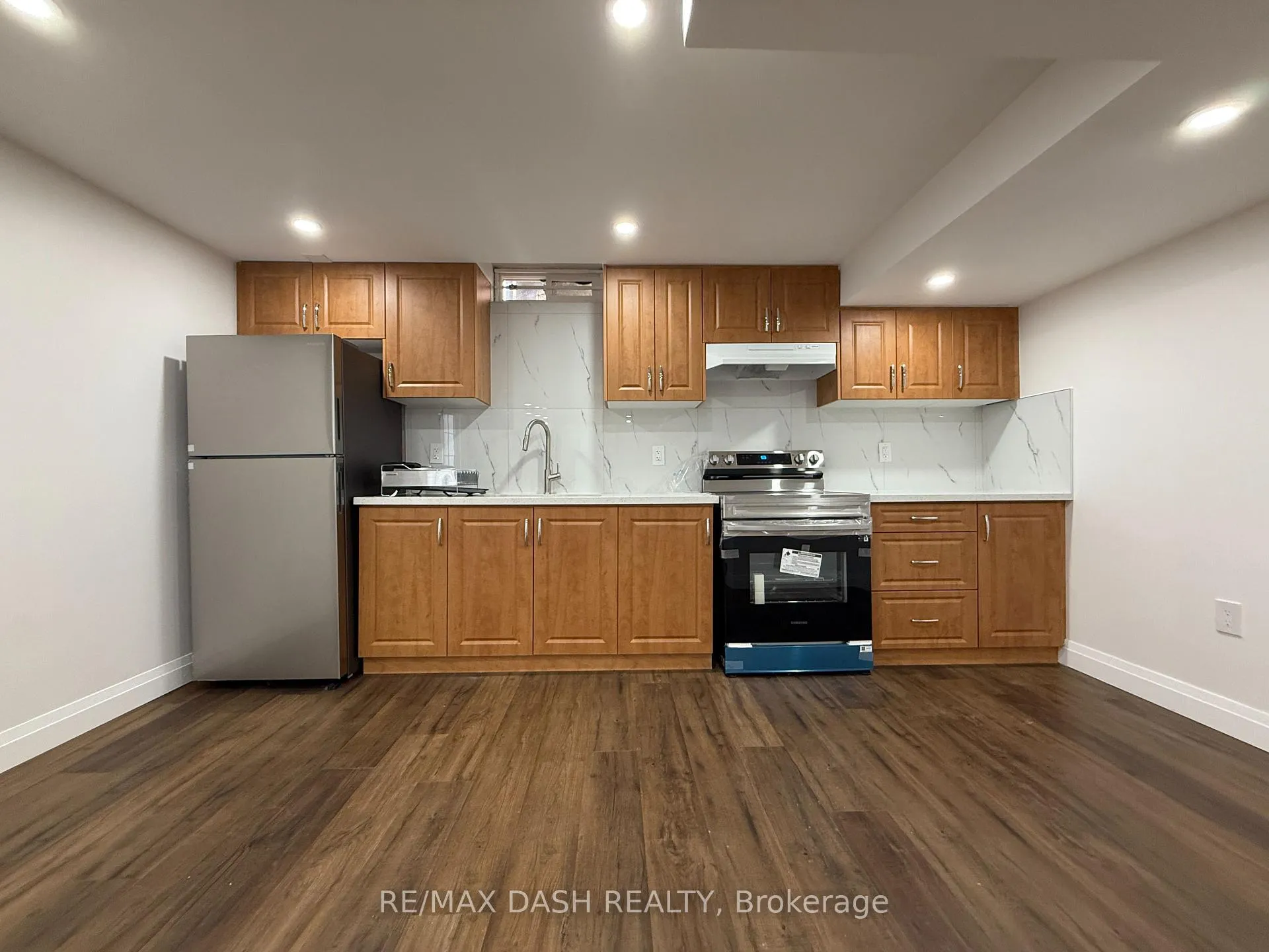 Photo 9 of Unit Lower, 30 Brownell Street, Whitby, Rolling Acres — HOMEH