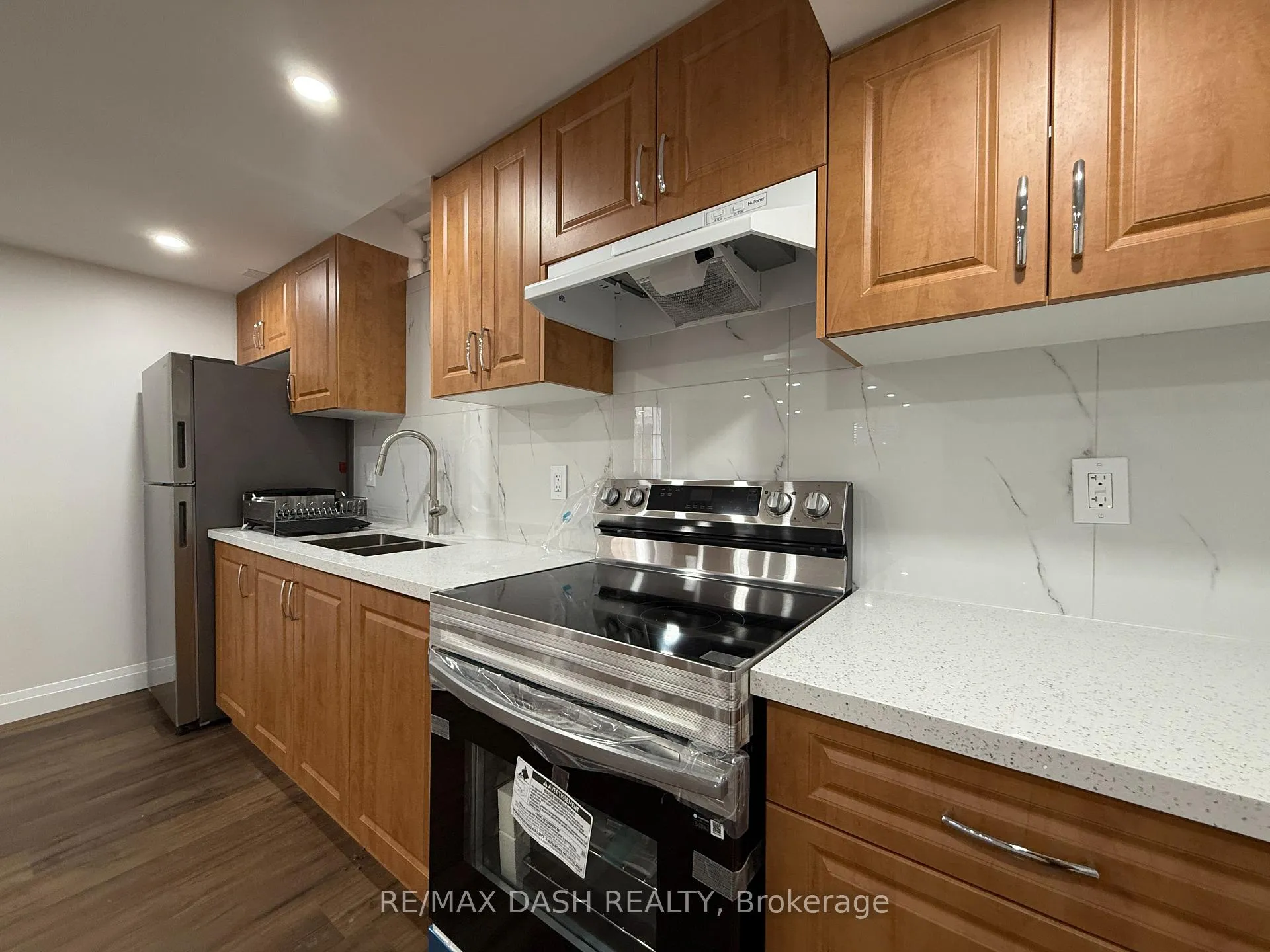 Photo 11 of Unit Lower, 30 Brownell Street, Whitby, Rolling Acres — HOMEH