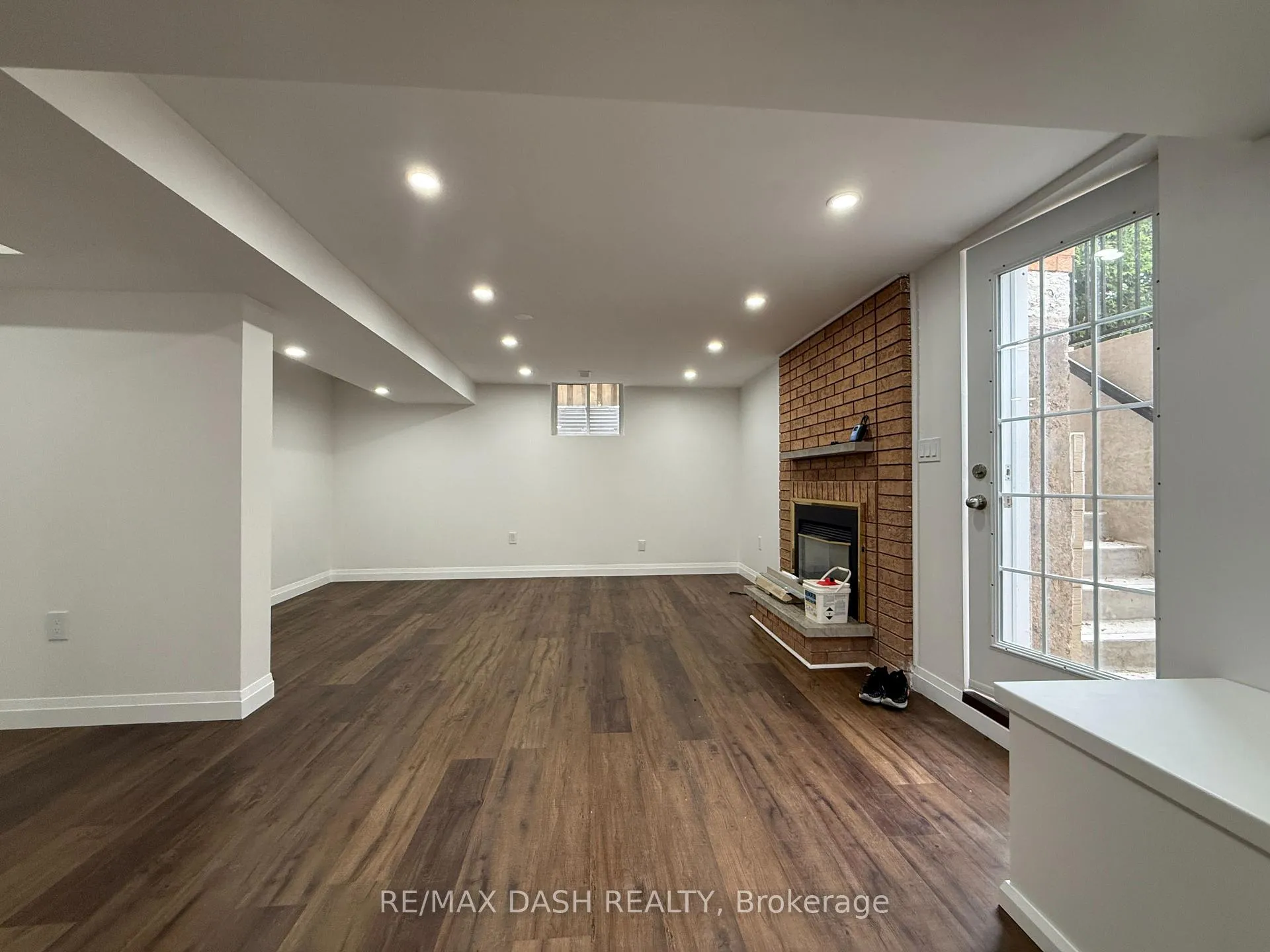 Photo 13 of Unit Lower, 30 Brownell Street, Whitby, Rolling Acres — HOMEH