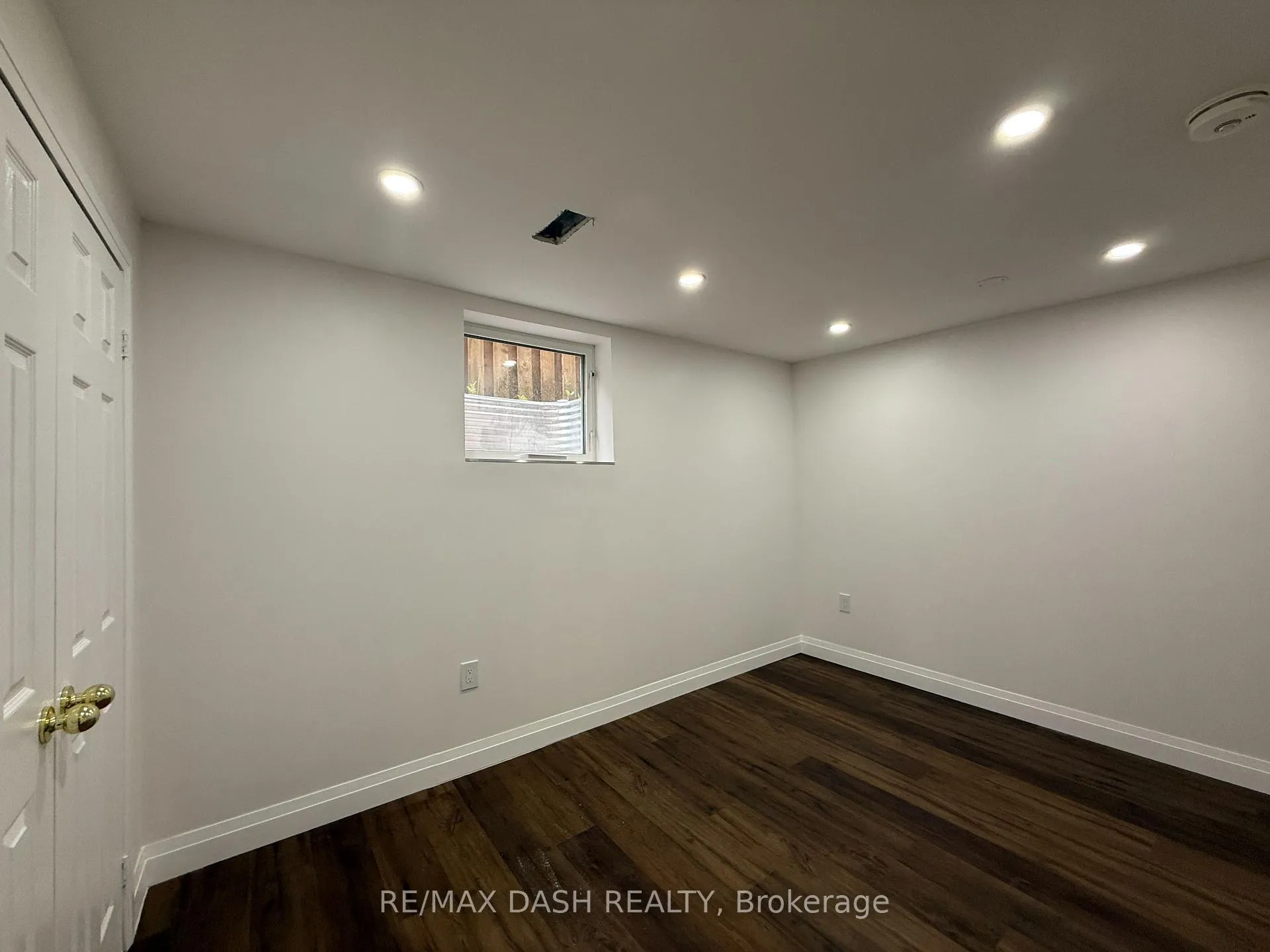 Photo 23 of Unit Lower, 30 Brownell Street, Whitby, Rolling Acres — HOMEH