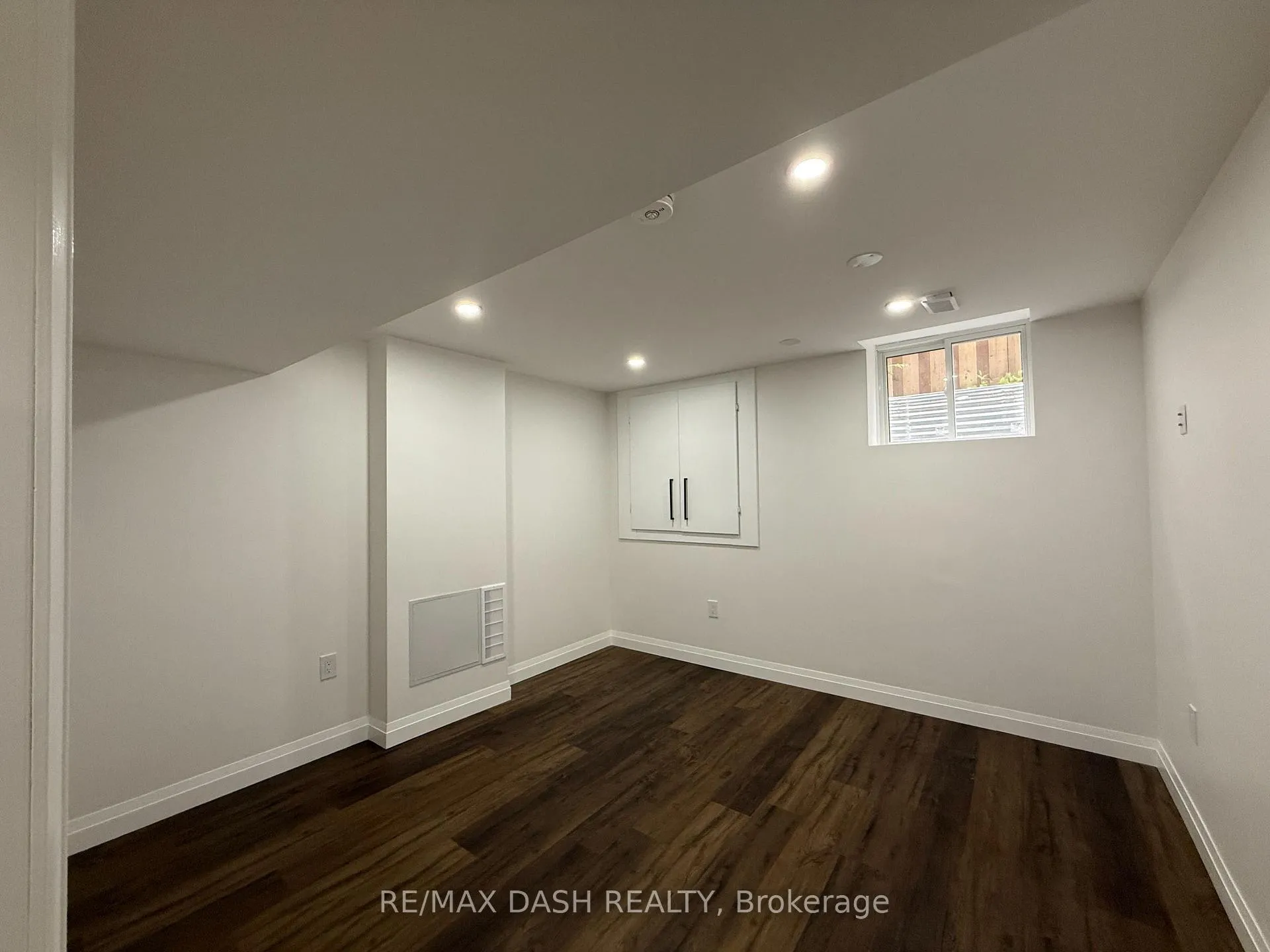 Photo 26 of Unit Lower, 30 Brownell Street, Whitby, Rolling Acres — HOMEH