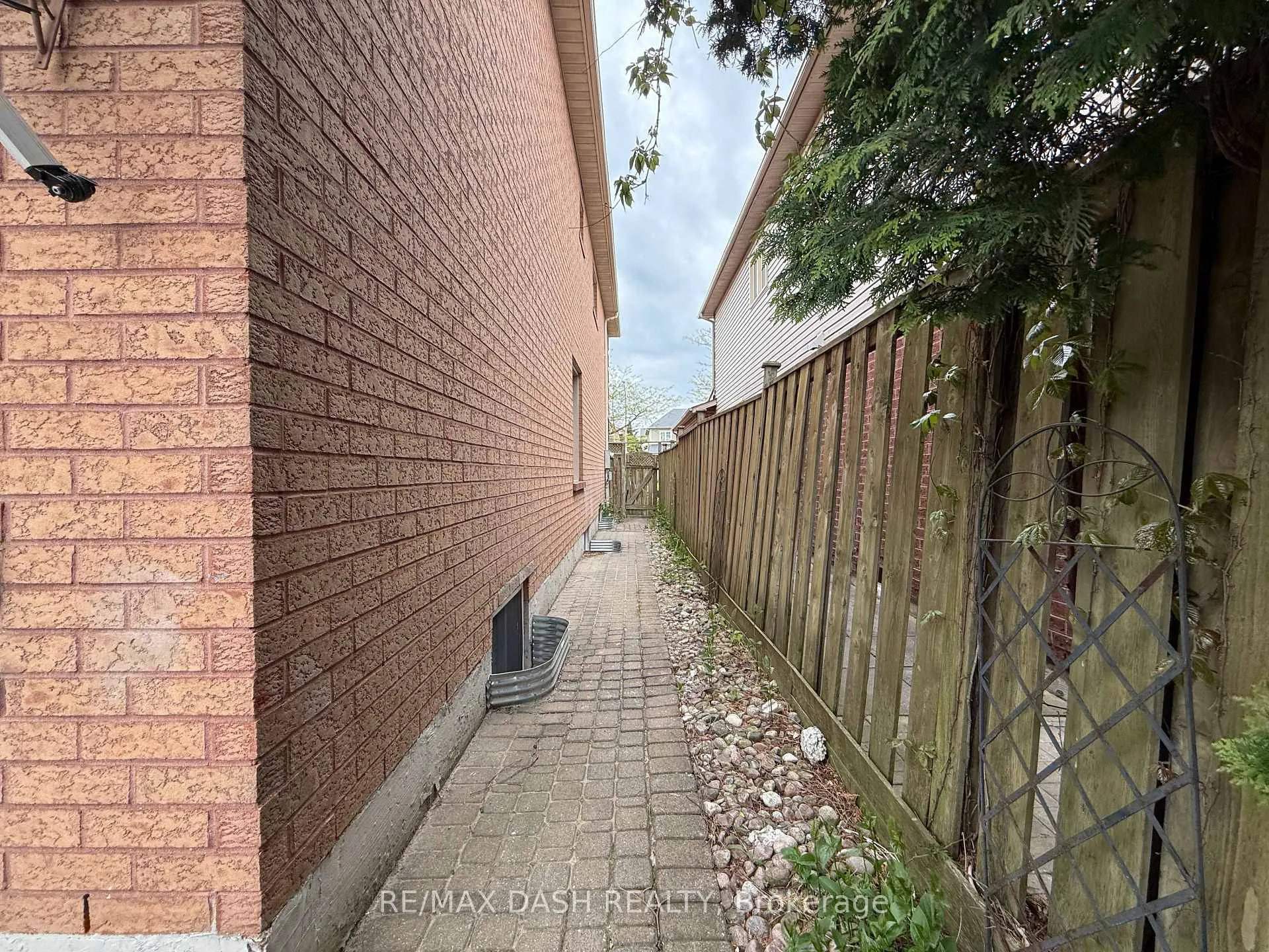 Photo 30 of Unit Lower, 30 Brownell Street, Whitby, Rolling Acres — HOMEH