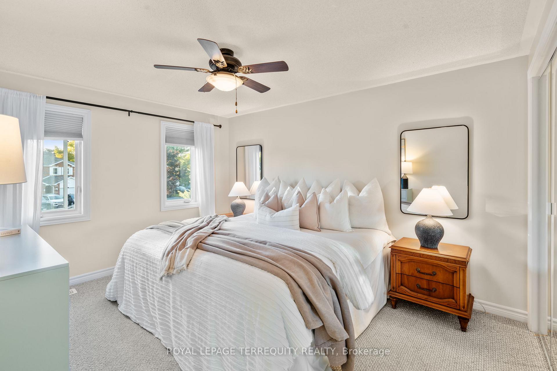 Photo 15 of 43 Champine Square, Clarington, Bowmanville — HOMEH