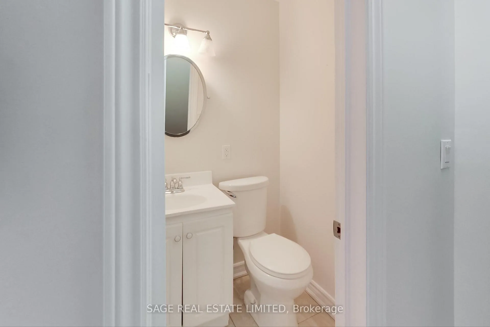 Photo 10 of 217 Booth Avenue, Toronto, South Riverdale — HOMEH