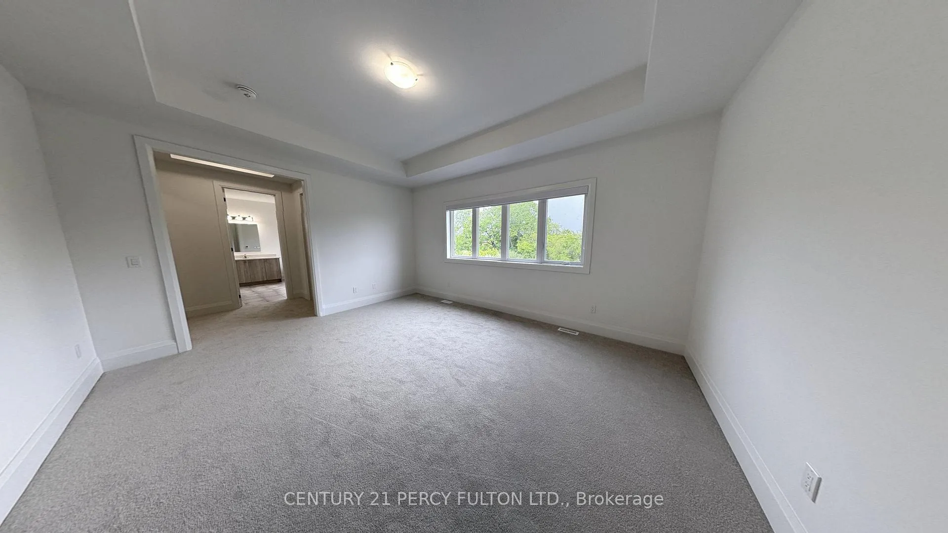Photo 13 of 111 Deer Ridge Crescent, Whitby, Rural Whitby — HOMEH