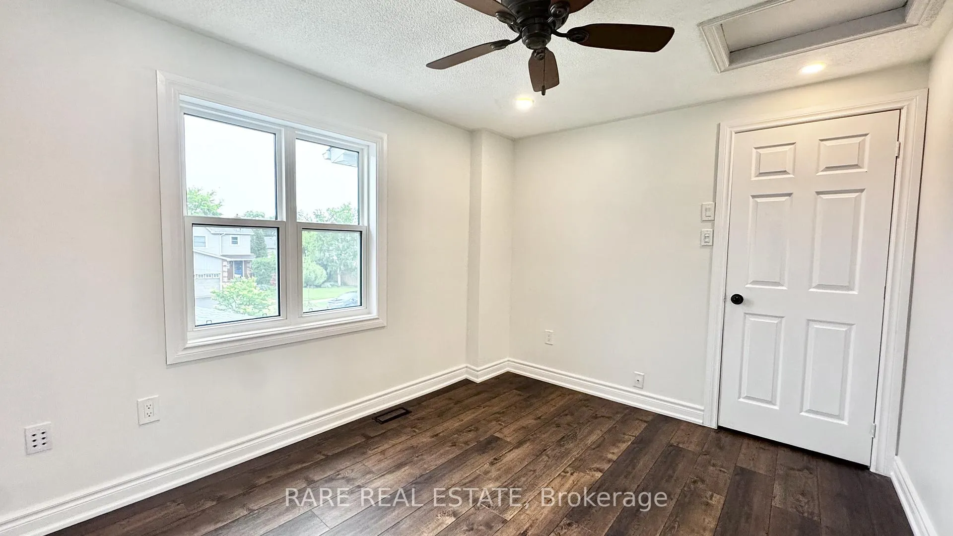 Photo 15 of 18 Pomeroy Street, Clarington, Bowmanville — HOMEH
