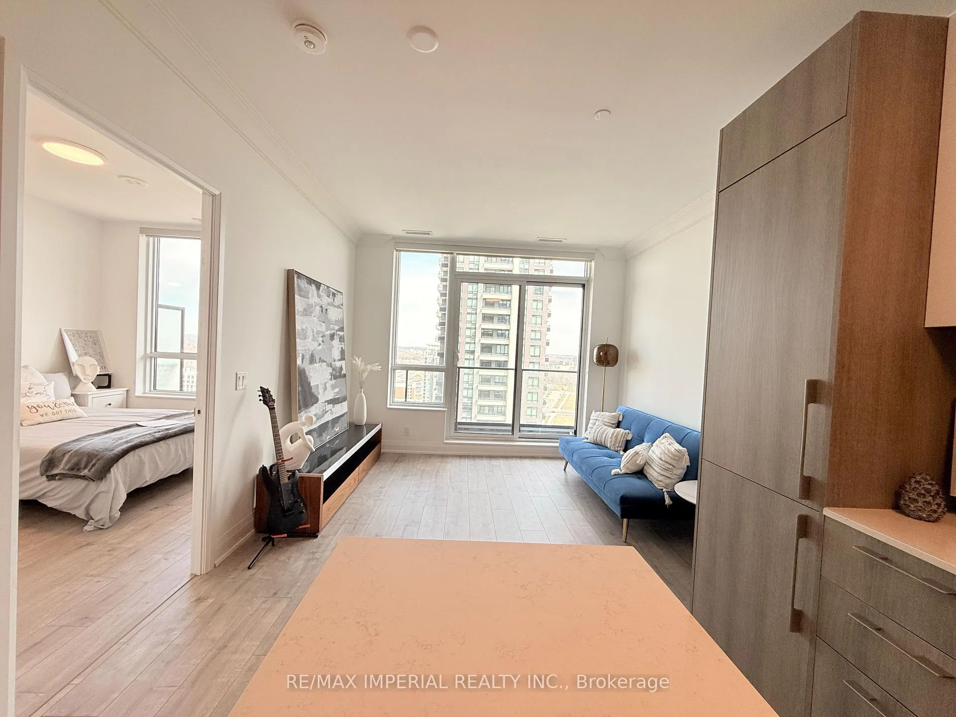 Photo 13 of Unit 2201, 18 Water Walk Drive, Markham, Unionville — HOMEH
