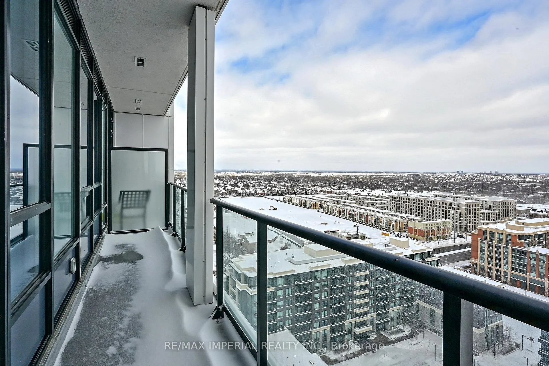 Photo 25 of Unit 2201, 18 Water Walk Drive, Markham, Unionville — HOMEH