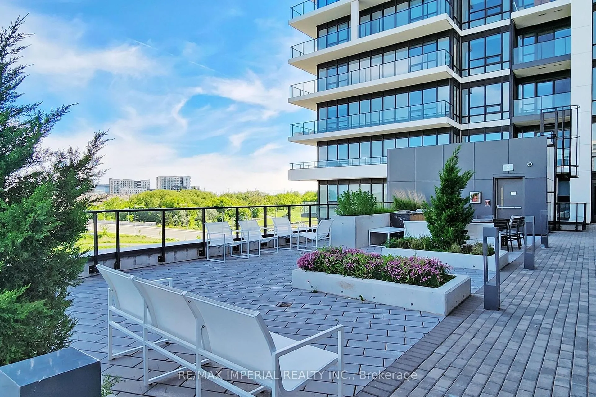 Photo 41 of Unit 2201, 18 Water Walk Drive, Markham, Unionville — HOMEH