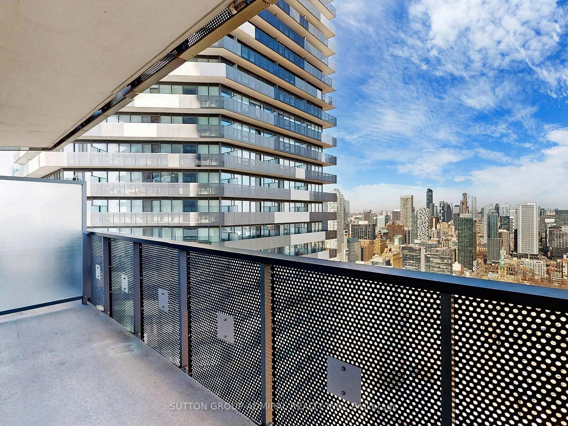 Photo 13 of Unit 5701, 138 Downes Street, Toronto, Waterfront Communities — HOMEH